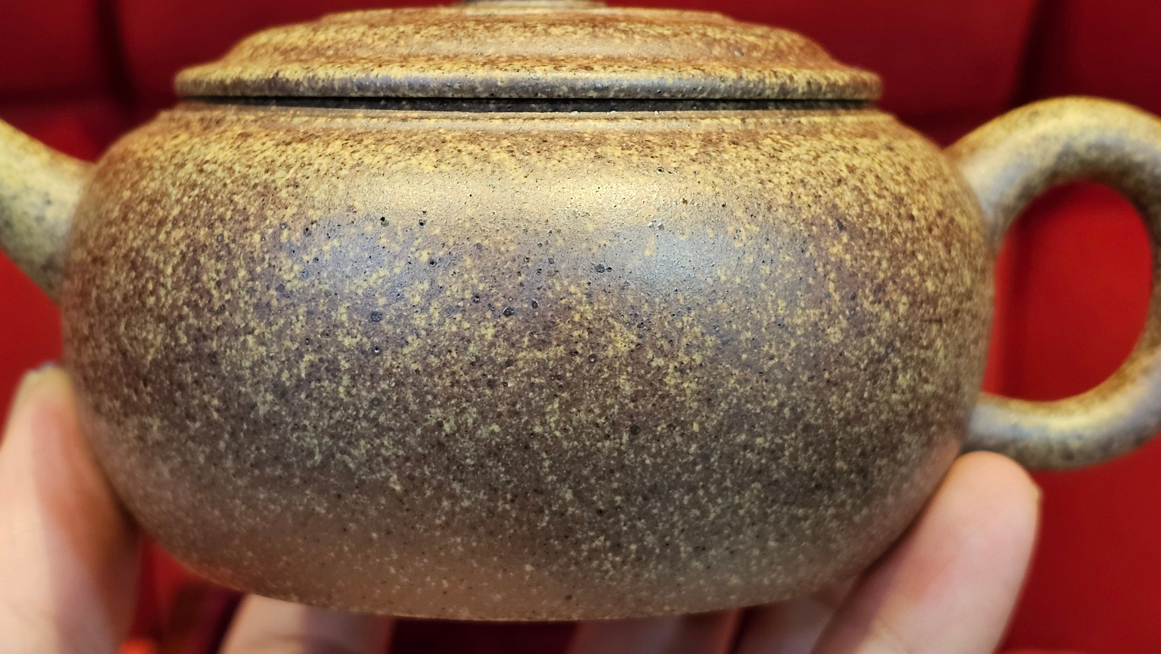 《菊钮巨轮珠》Ju Niu Ju Lun Zhu, 207.7ml, Using Our Cao Family's Rare and Cherished Bai Ma Zi 白麻子 Endorsed by Premier Master Cao An Xiang, Crafted by L2 Senior Master Cao Lan Fang 曹兰芳 ~ Congratulations!to Mr A.A., 1011hrs 14th Nov 2025, Port Franks! Canada🇨🇦!