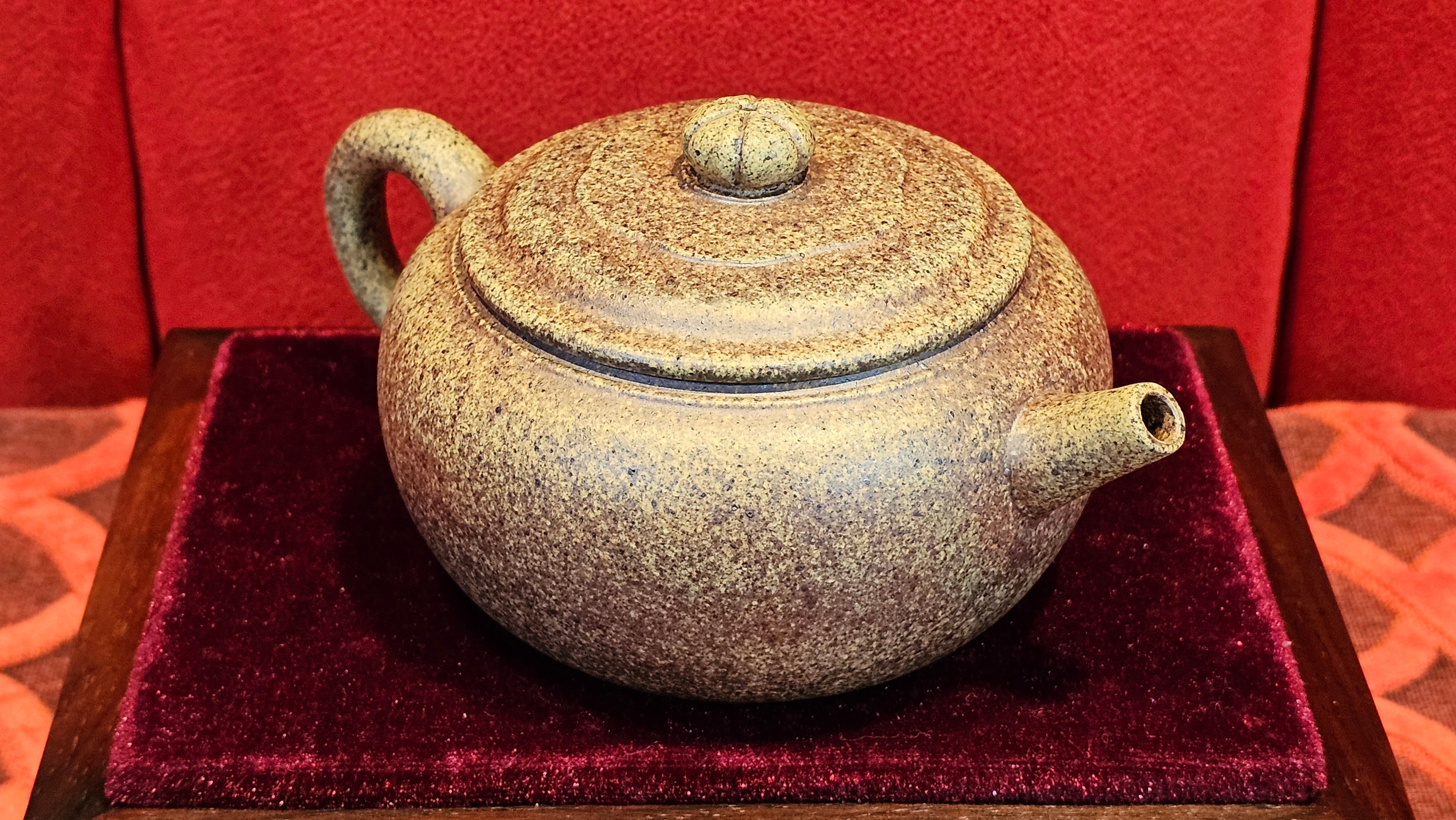 《菊钮巨轮珠》Ju Niu Ju Lun Zhu, 207.7ml, Using Our Cao Family's Rare and Cherished Bai Ma Zi 白麻子 Endorsed by Premier Master Cao An Xiang, Crafted by L2 Senior Master Cao Lan Fang 曹兰芳 ~ Congratulations!to Mr A.A., 1011hrs 14th Nov 2025, Port Franks! Canada🇨🇦!