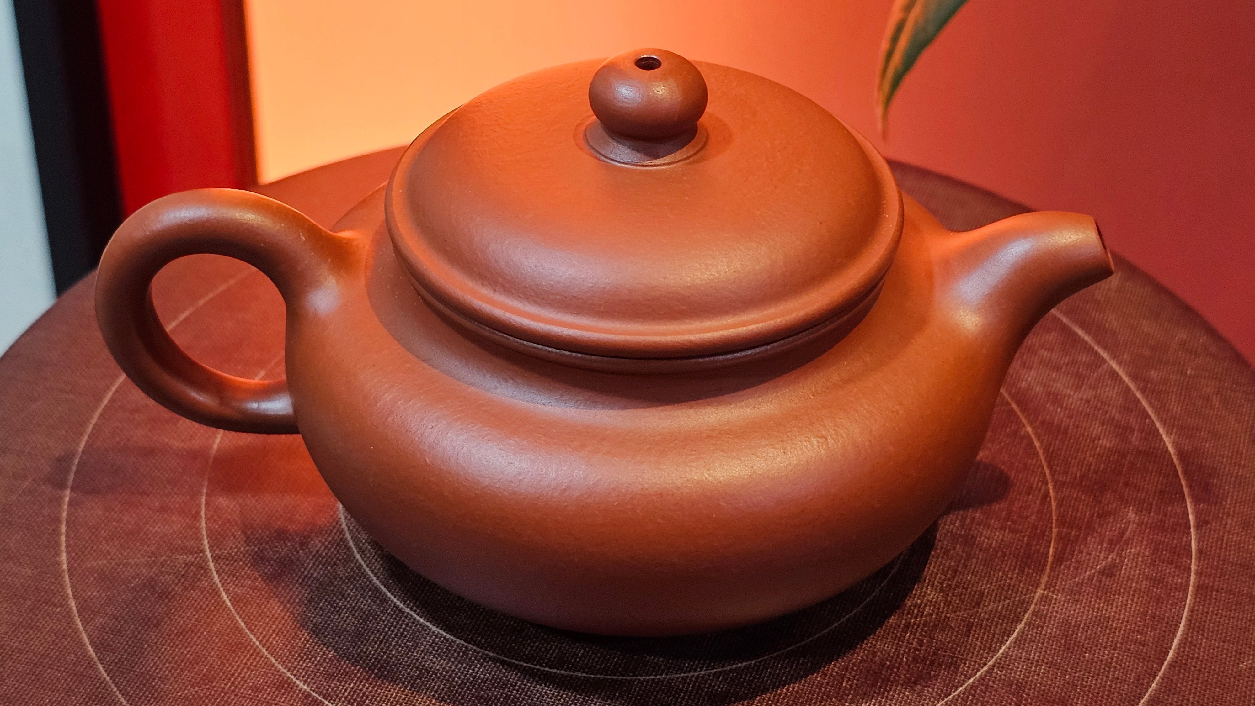 Fang Gu 仿古, 144.6ml, Xiao Mei Yao Zhu Ni 小煤窑朱泥, by Craftsman Shi Yun 石芸 ~ Congratulations!to Mr N.W.! 0159hrs 16th Nov 2025, Seattle! WA!