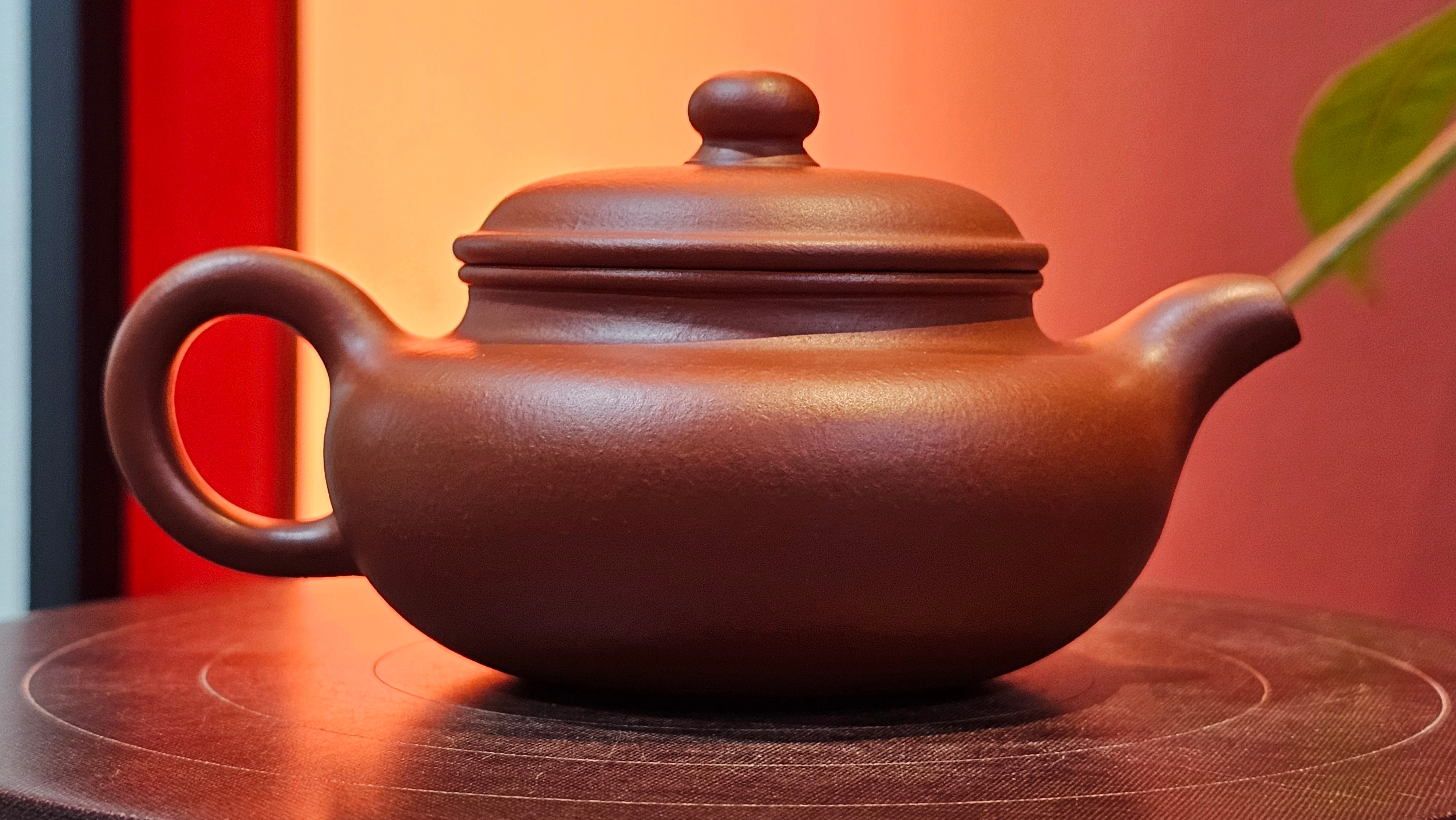 Fang Gu 仿古, 144.6ml, Xiao Mei Yao Zhu Ni 小煤窑朱泥, by Craftsman Shi Yun 石芸 ~ Congratulations!to Mr N.W.! 0159hrs 16th Nov 2025, Seattle! WA!