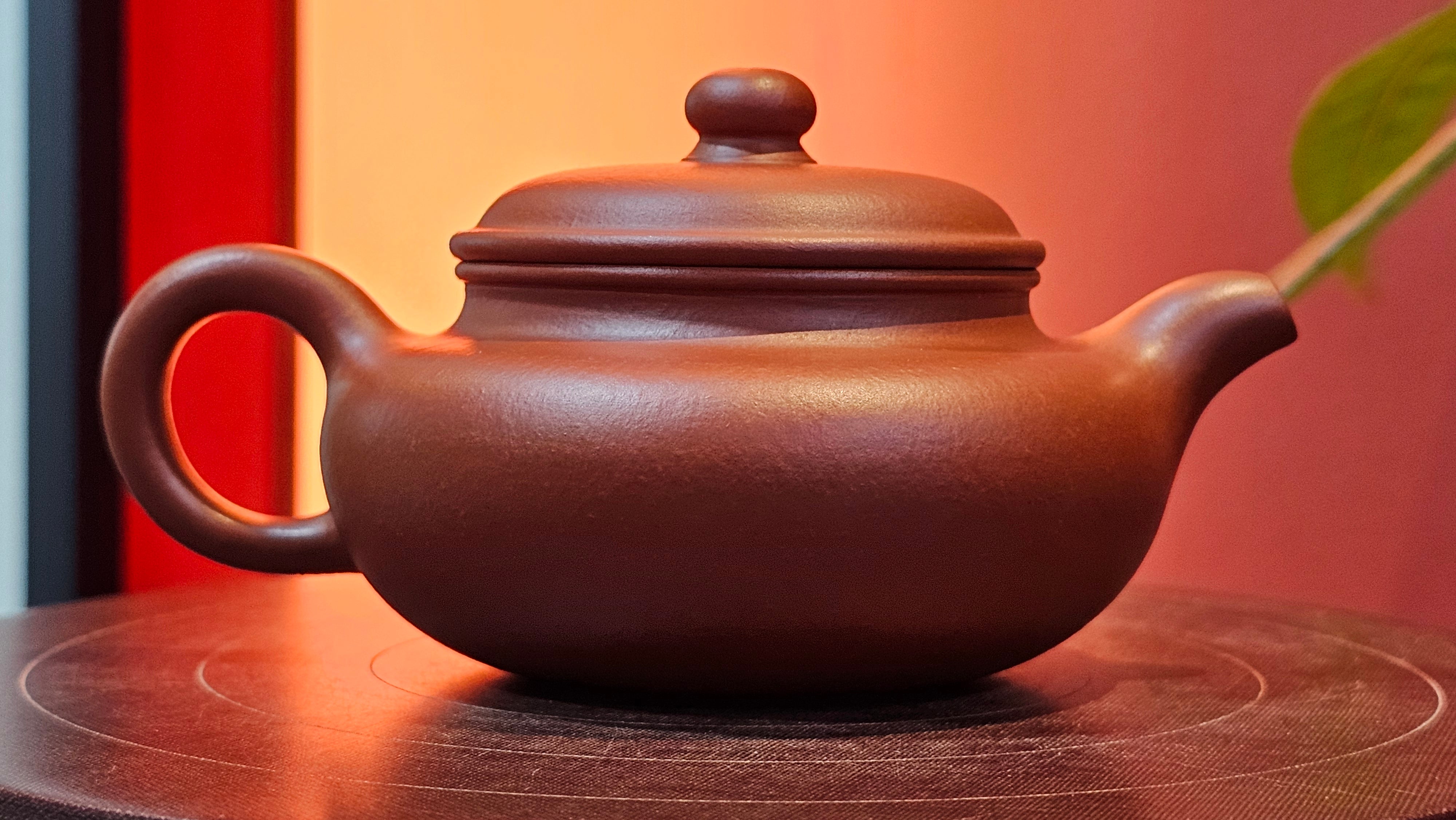 Fang Gu 仿古, 144.6ml, Xiao Mei Yao Zhu Ni 小煤窑朱泥, by Craftsman Shi Yun 石芸 ~ Congratulations!to Mr N.W.! 0159hrs 16th Nov 2025, Seattle! WA!