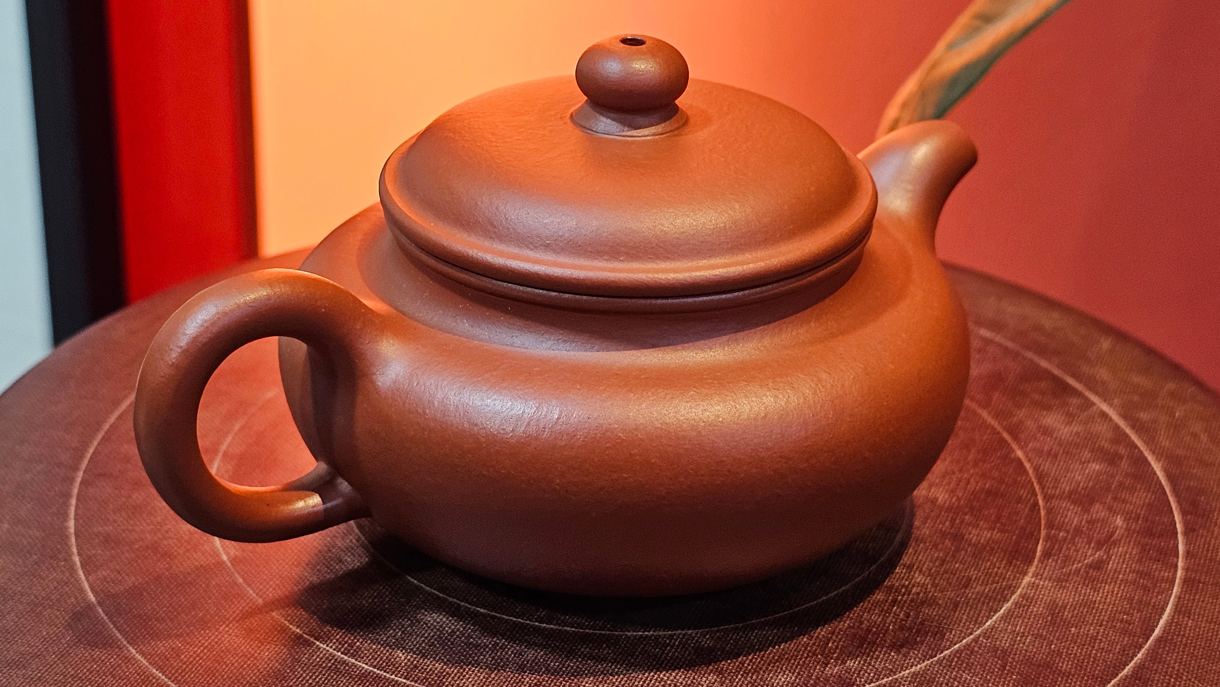 Fang Gu 仿古, 144.6ml, Xiao Mei Yao Zhu Ni 小煤窑朱泥, by Craftsman Shi Yun 石芸 ~ Congratulations!to Mr N.W.! 0159hrs 16th Nov 2025, Seattle! WA!