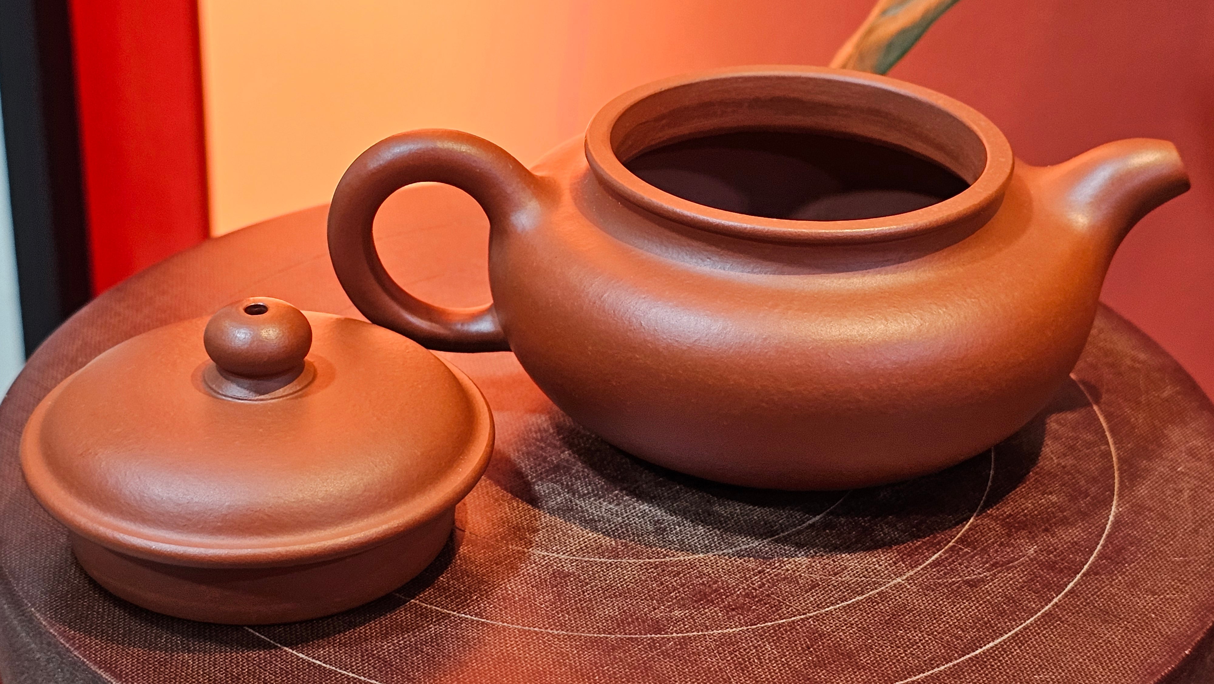 Fang Gu 仿古, 144.6ml, Xiao Mei Yao Zhu Ni 小煤窑朱泥, by Craftsman Shi Yun 石芸 ~ Congratulations!to Mr N.W.! 0159hrs 16th Nov 2025, Seattle! WA!