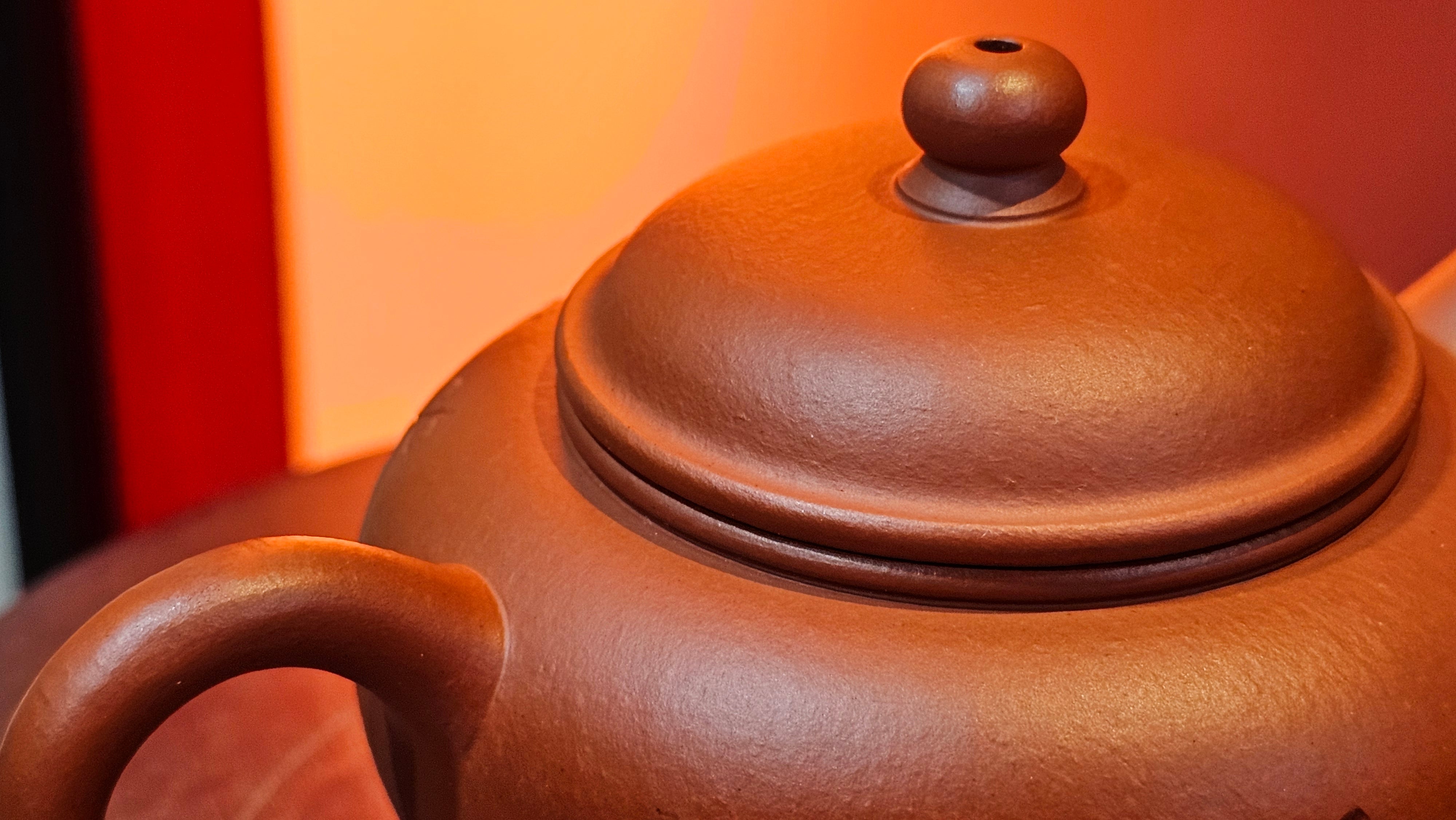 Shui Ping 水平, 155.8ml, Xiao Mei Yao Zhu Ni 小煤窑朱泥, by our Craftsman Chen Yue Fei 陈跃飞, Plum Blossoms Engraving by Craftsman Yi De Shu 一德书 ~ Congratulations!to Mr P.T.! 1410hrs 9th Nov 2025, Chandler! AZ!