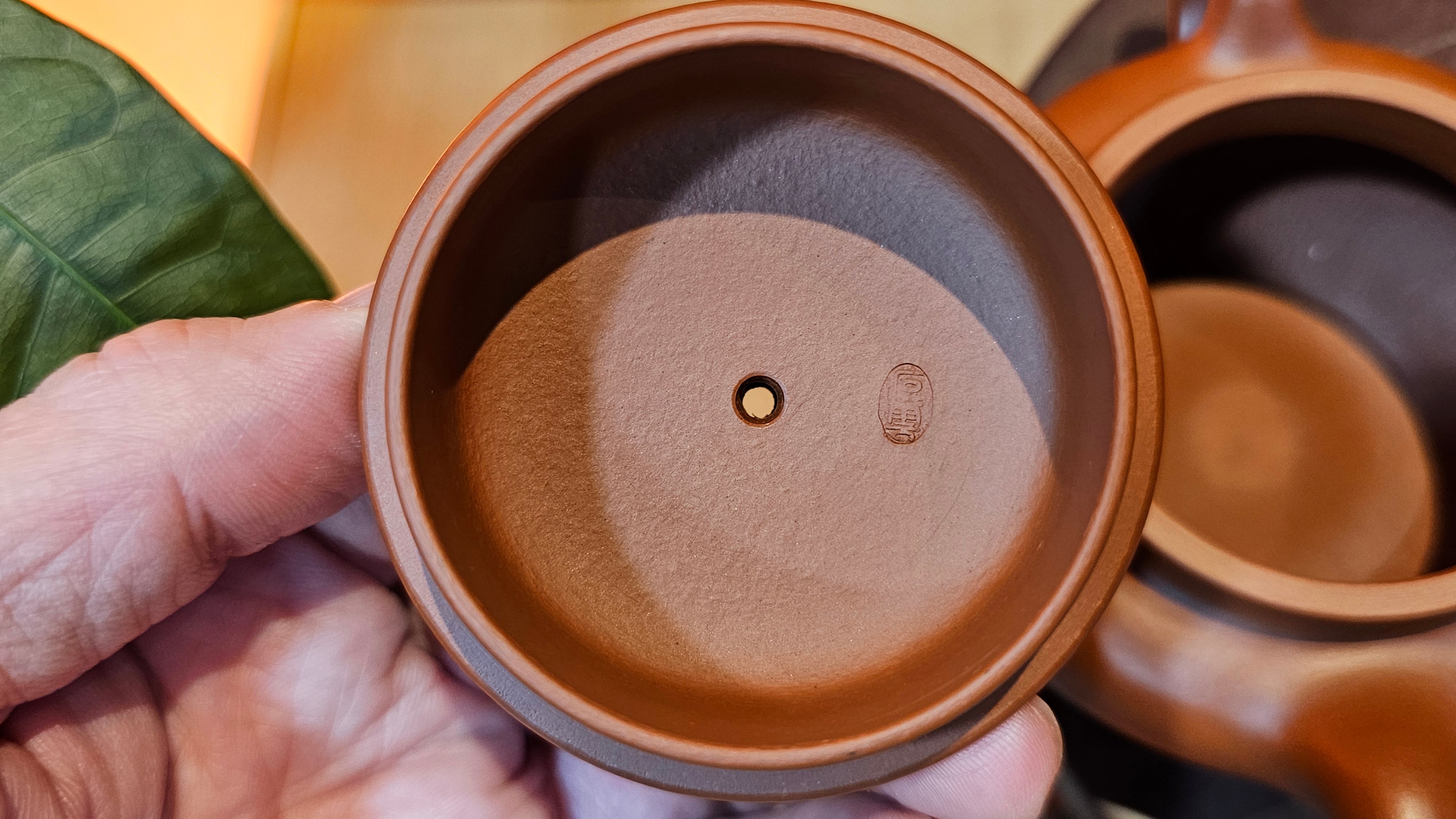 Fang Gu 仿古, 144.6ml, Xiao Mei Yao Zhu Ni 小煤窑朱泥, by Craftsman Shi Yun 石芸 ~ Congratulations!to Mr N.W.! 0159hrs 16th Nov 2025, Seattle! WA!