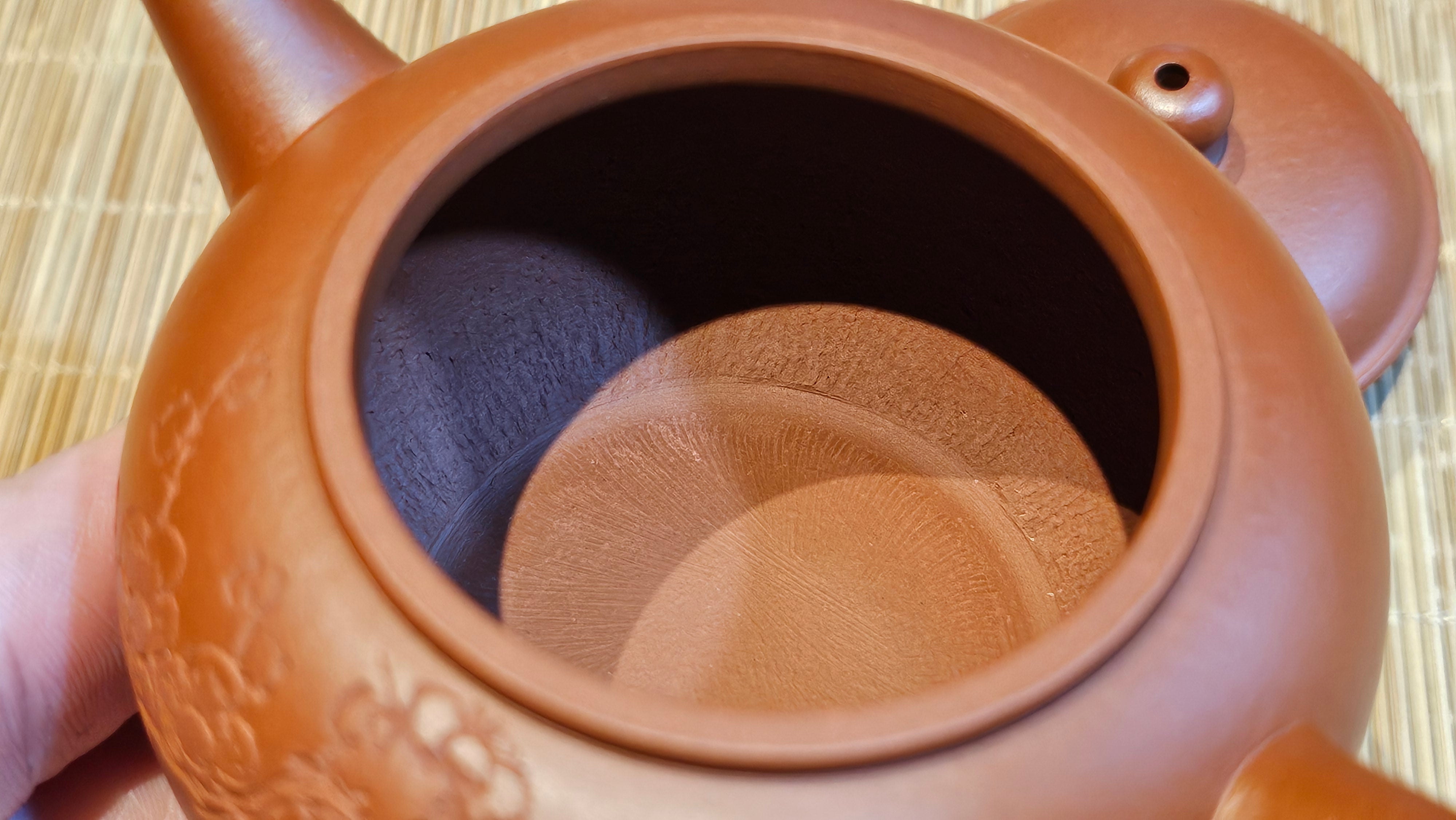 Shui Ping 水平, 155.8ml, Xiao Mei Yao Zhu Ni 小煤窑朱泥, by our Craftsman Chen Yue Fei 陈跃飞, Plum Blossoms Engraving by Craftsman Yi De Shu 一德书 ~ Congratulations!to Mr P.T.! 1410hrs 9th Nov 2025, Chandler! AZ!