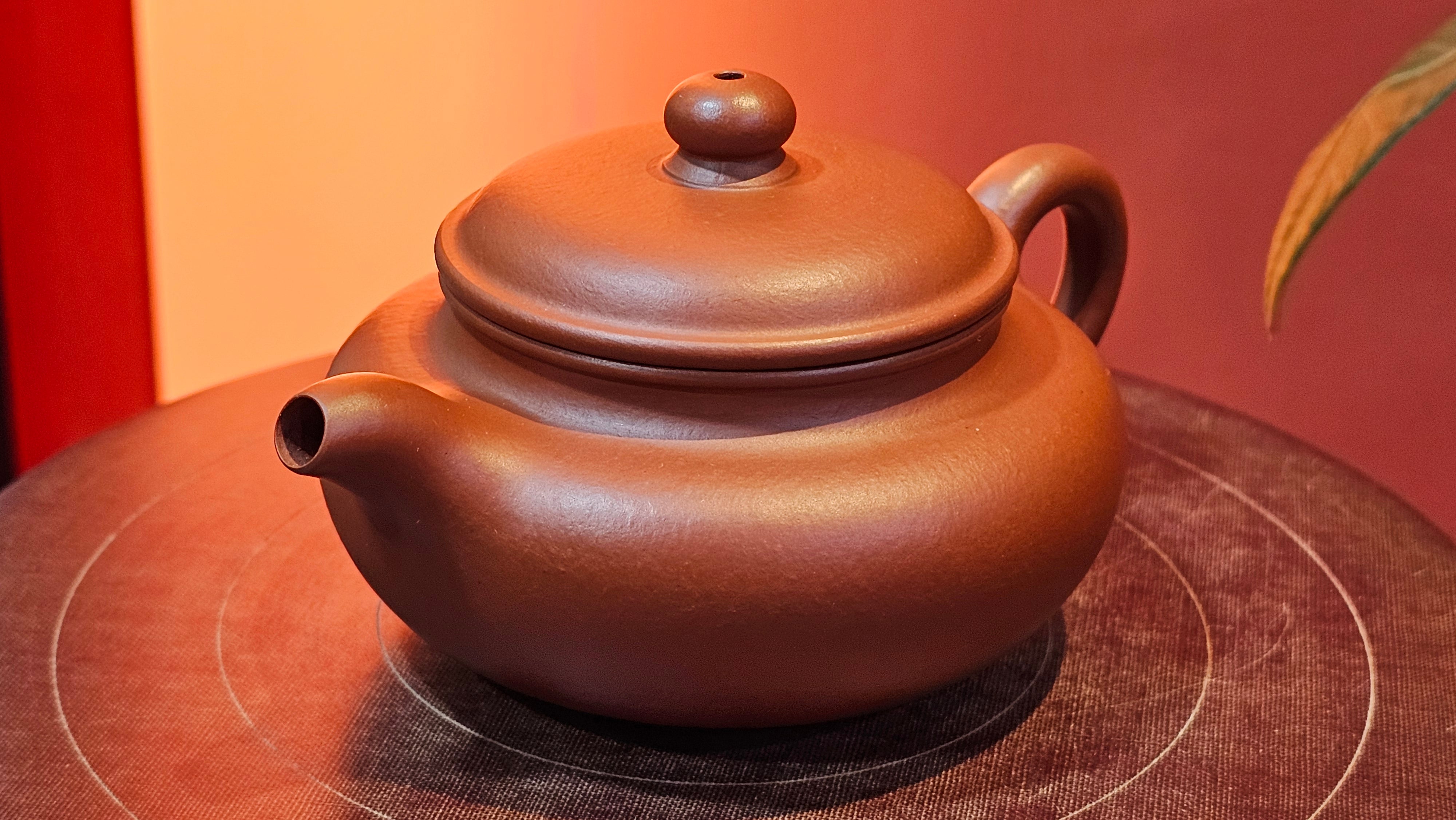 Fang Gu 仿古, 144.6ml, Xiao Mei Yao Zhu Ni 小煤窑朱泥, by Craftsman Shi Yun 石芸 ~ Congratulations!to Mr N.W.! 0159hrs 16th Nov 2025, Seattle! WA!