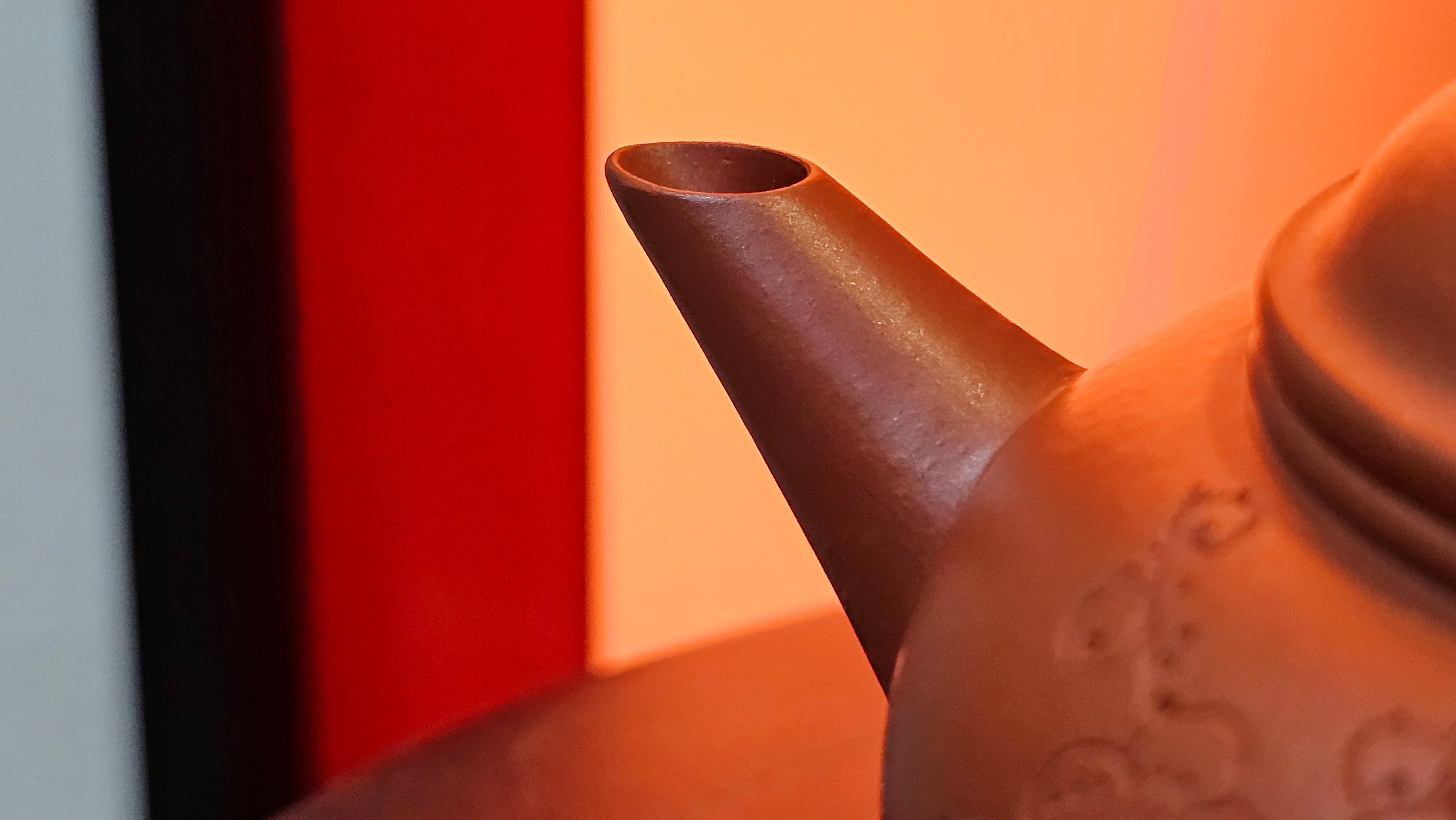 Shui Ping 水平, 155.5ml, Xiao Mei Yao Zhu Ni 小煤窑朱泥, by our Craftsman Chen Yue Fei 陈跃飞, Plum Blossoms Engraving by Craftsman Yi De Shu 一德书 ~!Congratulations to Mr A.D.P.! 1127hrs 12th Nov 2025, Forest! Belgium🇧🇪!