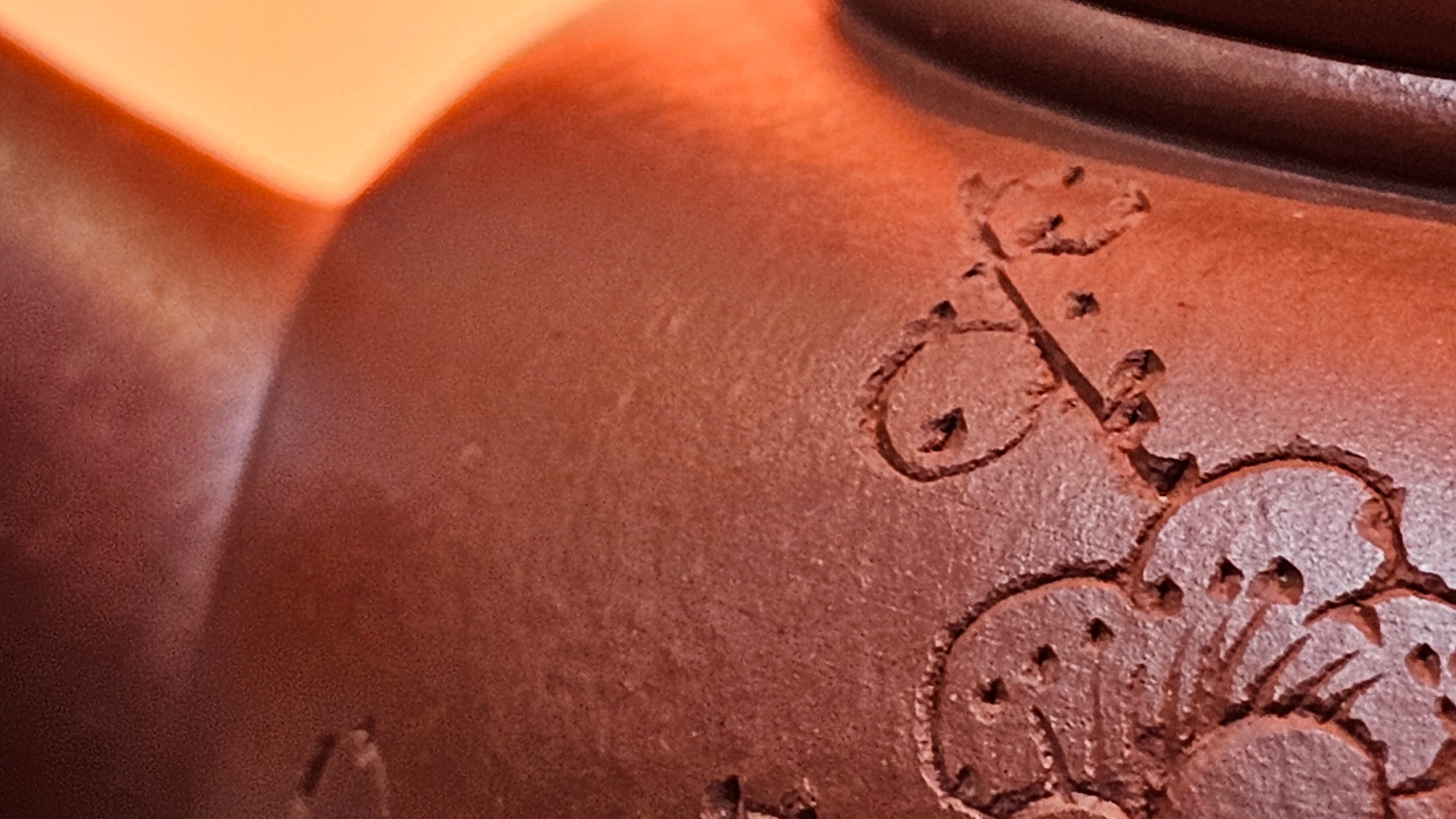 Shui Ping 水平, 155.5ml, Xiao Mei Yao Zhu Ni 小煤窑朱泥, by our Craftsman Chen Yue Fei 陈跃飞, Plum Blossoms Engraving by Craftsman Yi De Shu 一德书 ~!Congratulations to Mr A.D.P.! 1127hrs 12th Nov 2025, Forest! Belgium🇧🇪!