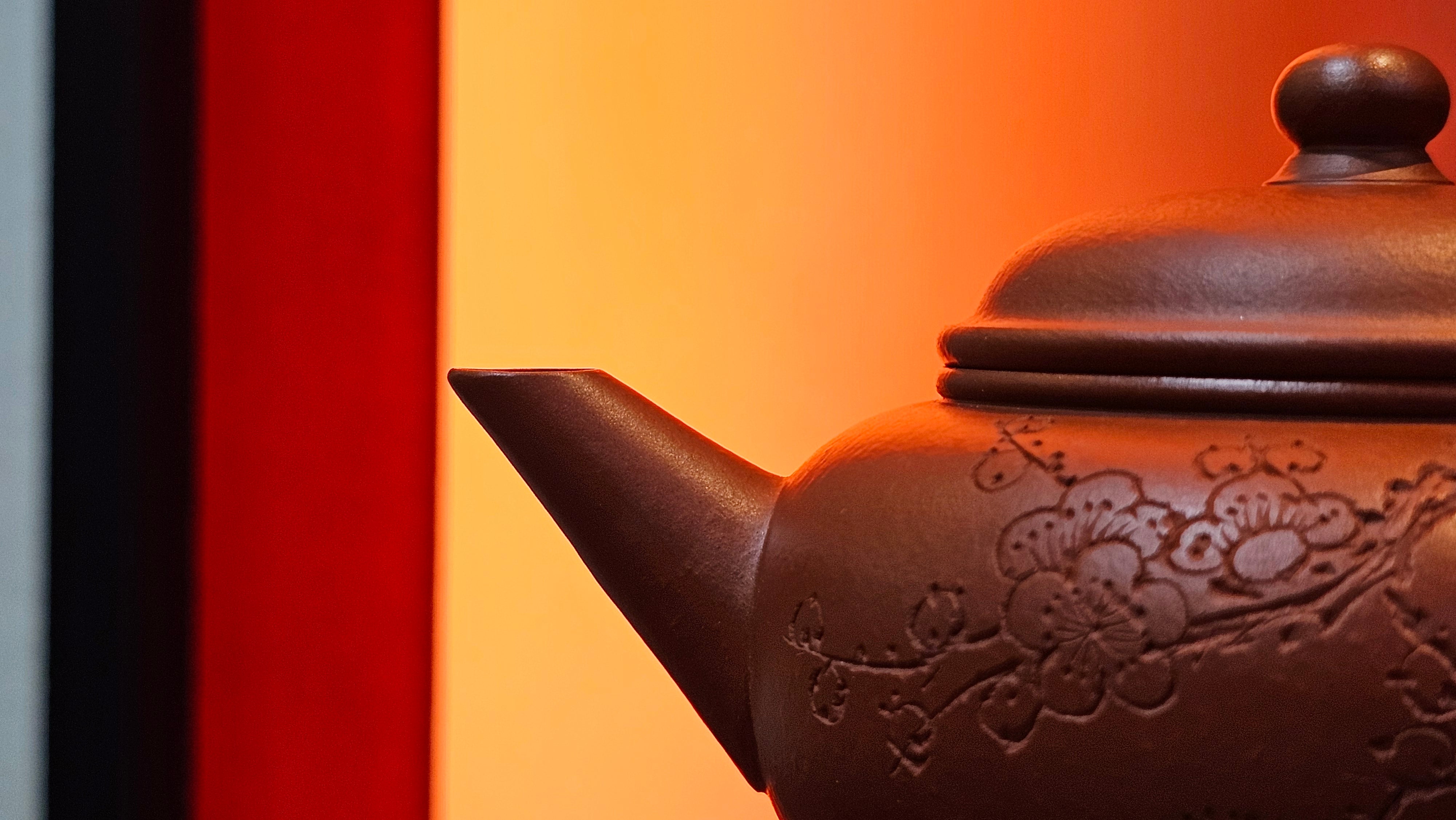 Shui Ping 水平, 155.5ml, Xiao Mei Yao Zhu Ni 小煤窑朱泥, by our Craftsman Chen Yue Fei 陈跃飞, Plum Blossoms Engraving by Craftsman Yi De Shu 一德书 ~!Congratulations to Mr A.D.P.! 1127hrs 12th Nov 2025, Forest! Belgium🇧🇪!