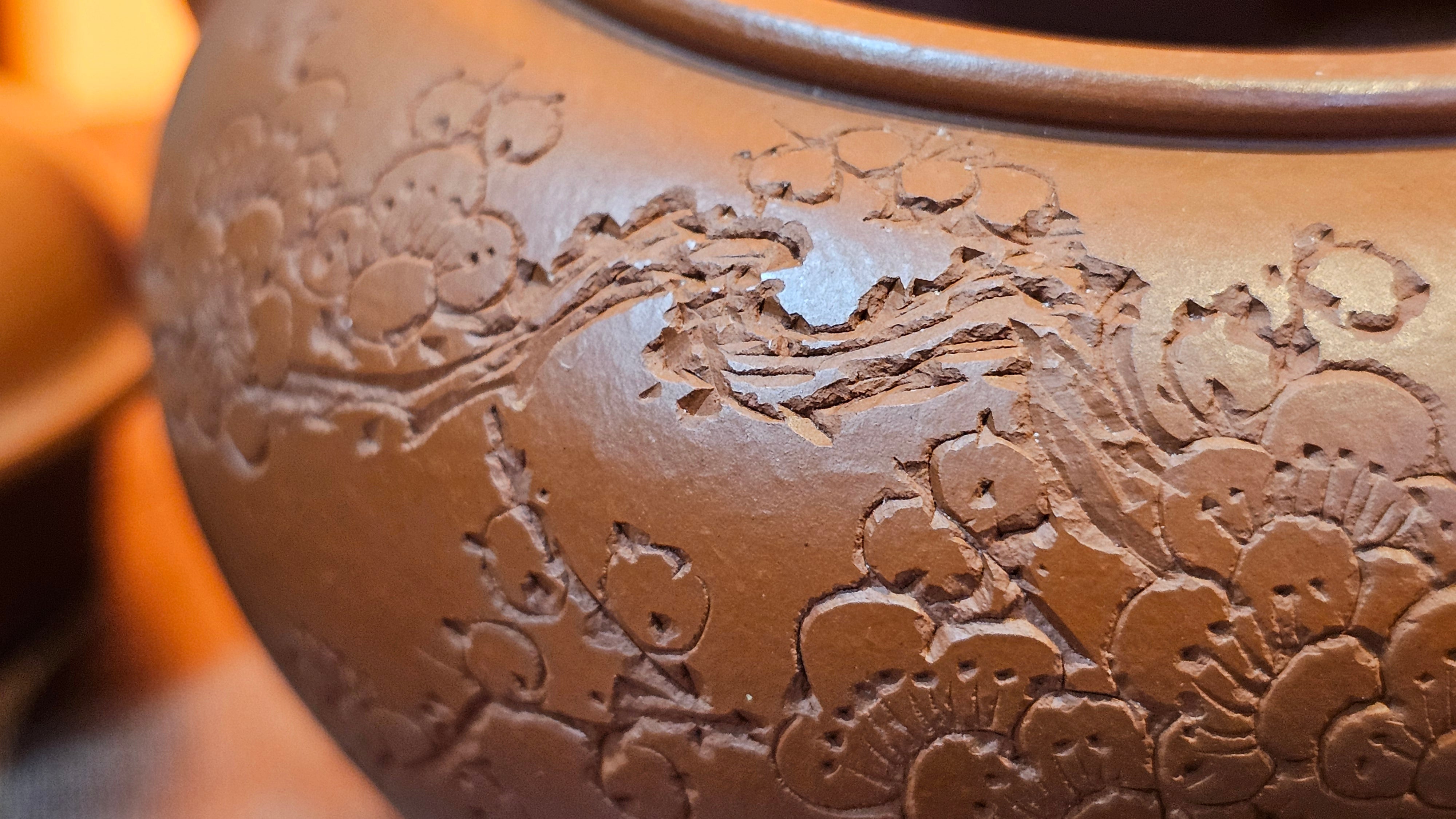 Shui Ping 水平, 155.5ml, Xiao Mei Yao Zhu Ni 小煤窑朱泥, by our Craftsman Chen Yue Fei 陈跃飞, Plum Blossoms Engraving by Craftsman Yi De Shu 一德书 ~!Congratulations to Mr A.D.P.! 1127hrs 12th Nov 2025, Forest! Belgium🇧🇪!