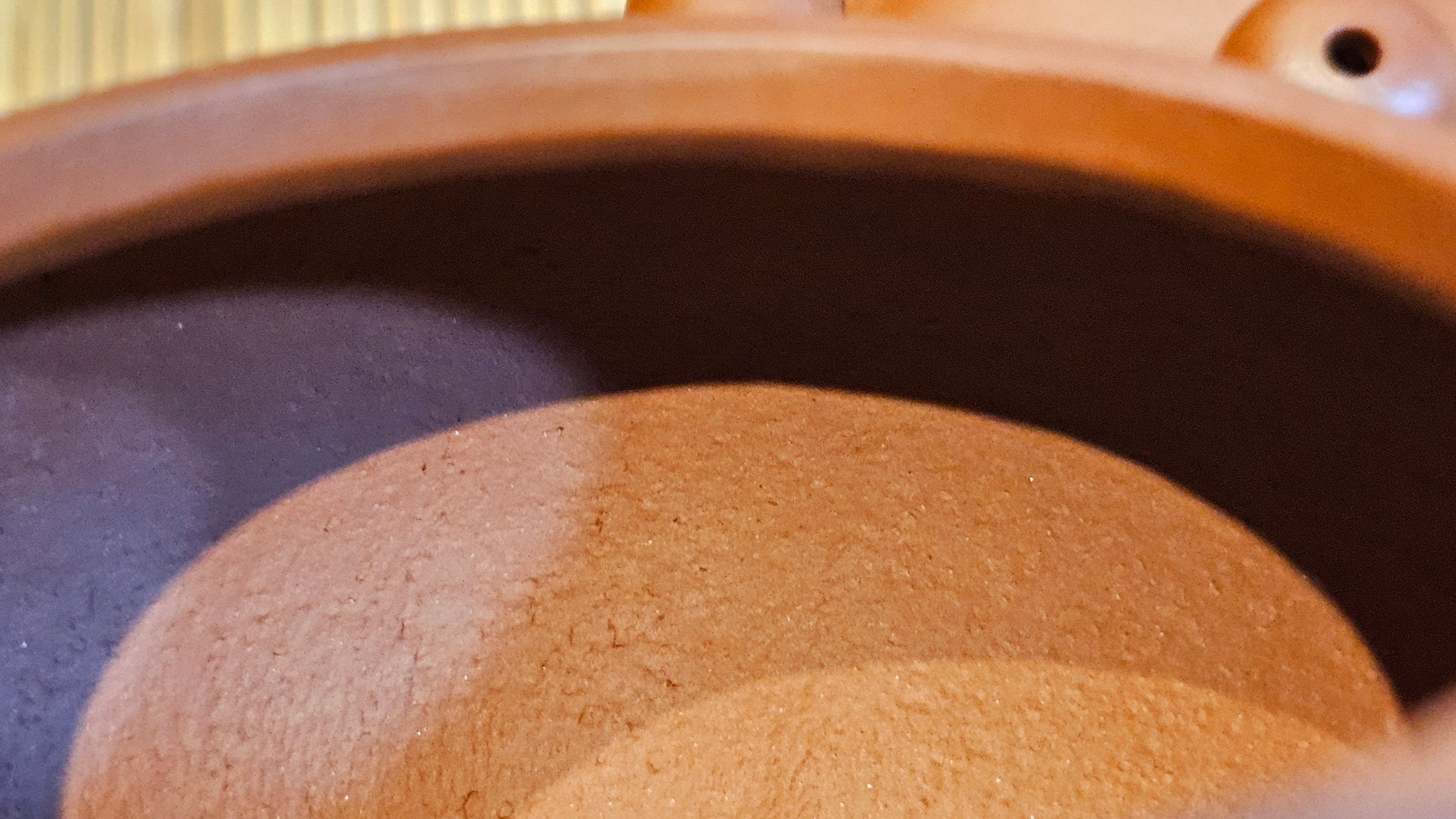 Shui Ping 水平, 155.5ml, Xiao Mei Yao Zhu Ni 小煤窑朱泥, by our Craftsman Chen Yue Fei 陈跃飞, Plum Blossoms Engraving by Craftsman Yi De Shu 一德书 ~!Congratulations to Mr A.D.P.! 1127hrs 12th Nov 2025, Forest! Belgium🇧🇪!