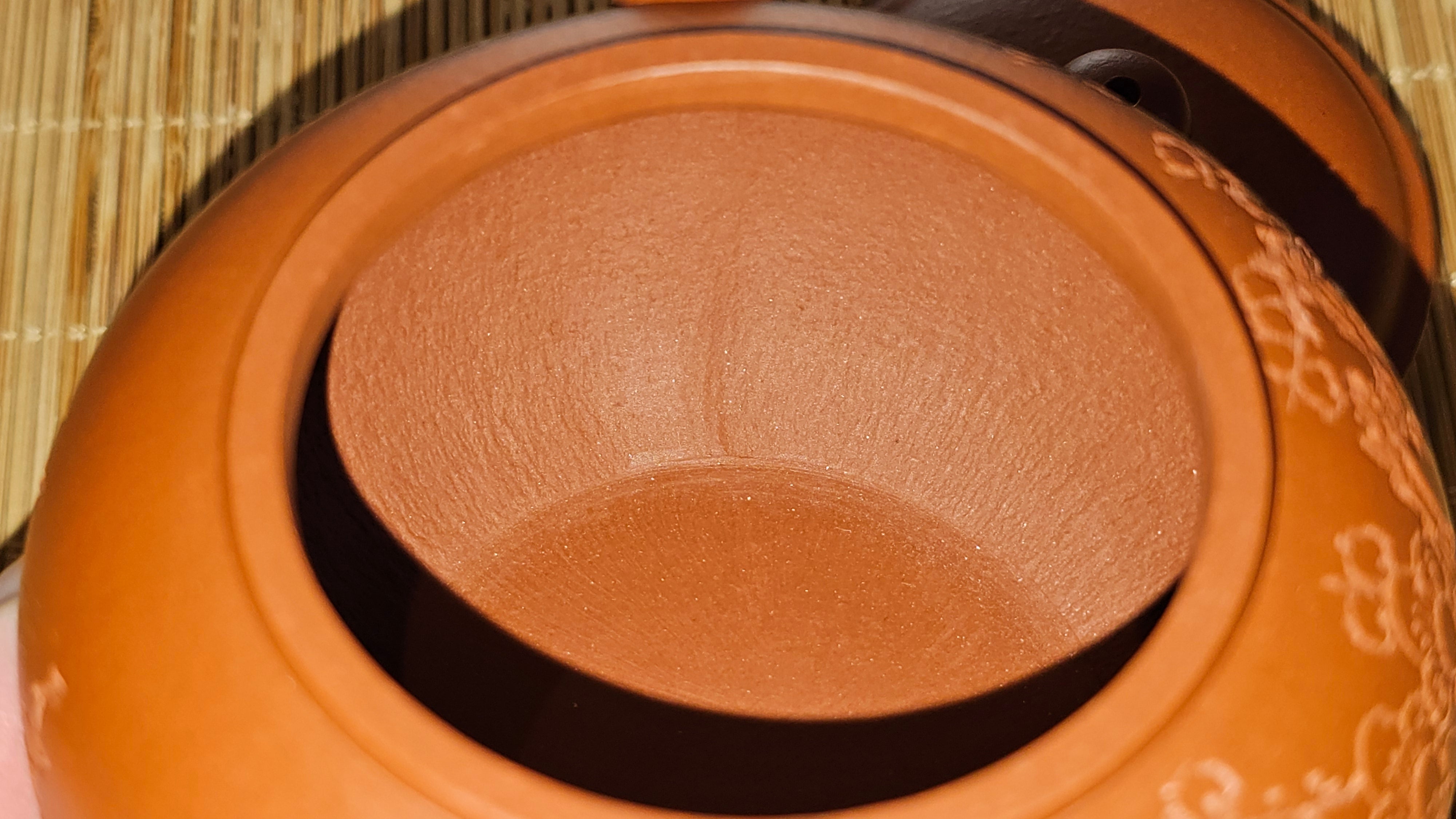 Shui Ping 水平, 155.5ml, Xiao Mei Yao Zhu Ni 小煤窑朱泥, by our Craftsman Chen Yue Fei 陈跃飞, Plum Blossoms Engraving by Craftsman Yi De Shu 一德书 ~!Congratulations to Mr A.D.P.! 1127hrs 12th Nov 2025, Forest! Belgium🇧🇪!