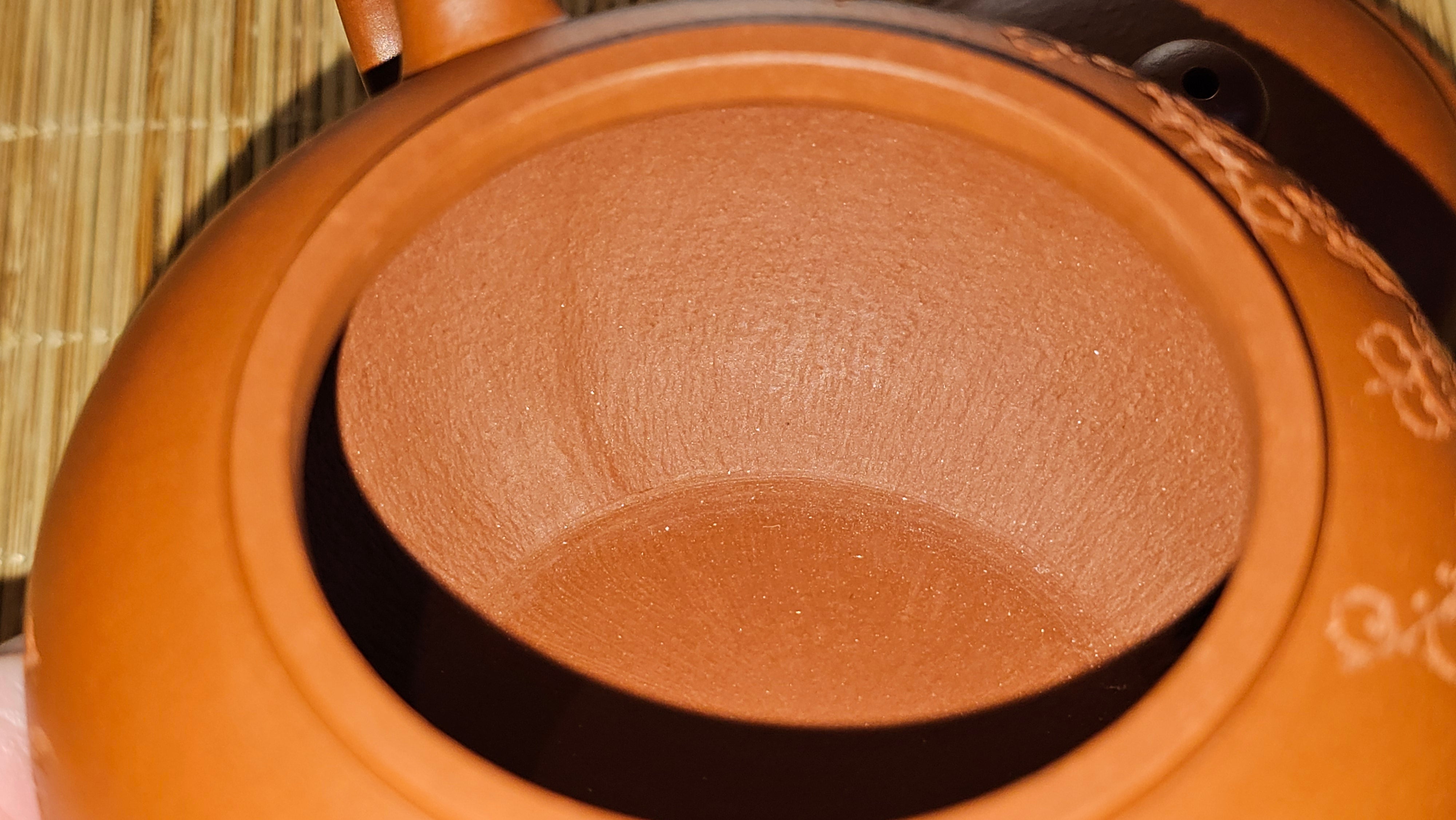 Shui Ping 水平, 155.5ml, Xiao Mei Yao Zhu Ni 小煤窑朱泥, by our Craftsman Chen Yue Fei 陈跃飞, Plum Blossoms Engraving by Craftsman Yi De Shu 一德书 ~!Congratulations to Mr A.D.P.! 1127hrs 12th Nov 2025, Forest! Belgium🇧🇪!