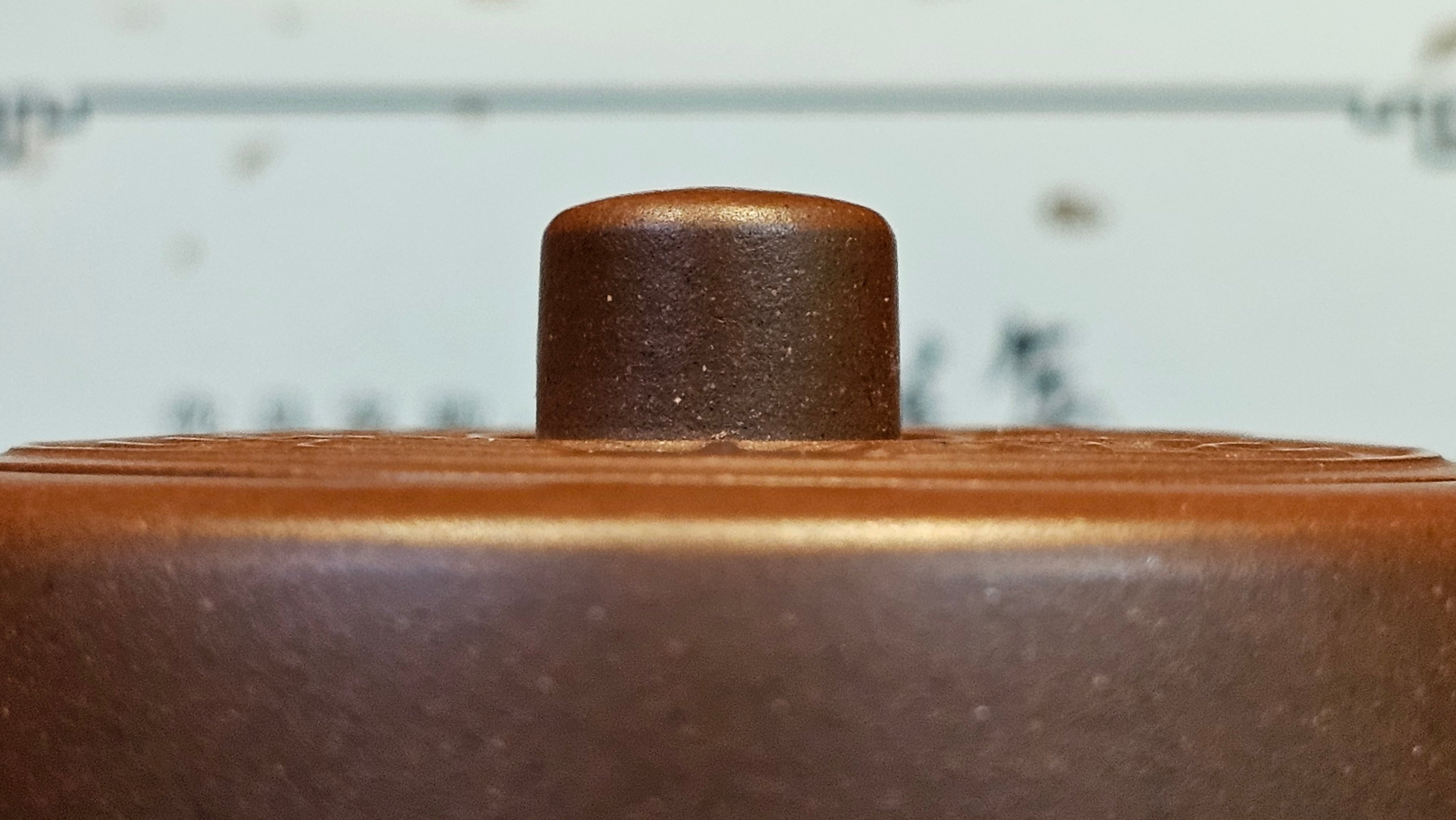 《益寿延年》"Yi Shou Yan Nian", 251.3ml, AUSPICIOUS. Longevity Blessing! Lid Top Clay Sculpting, Poem Engraving, Crafted with Cao Family's Di Cao Qing By Assoc Master Artist Zhang Ke ~ Congratulations to Mr J.C.K.! 1909hrs 27th Nov 2025, Rio Rancho! NM!