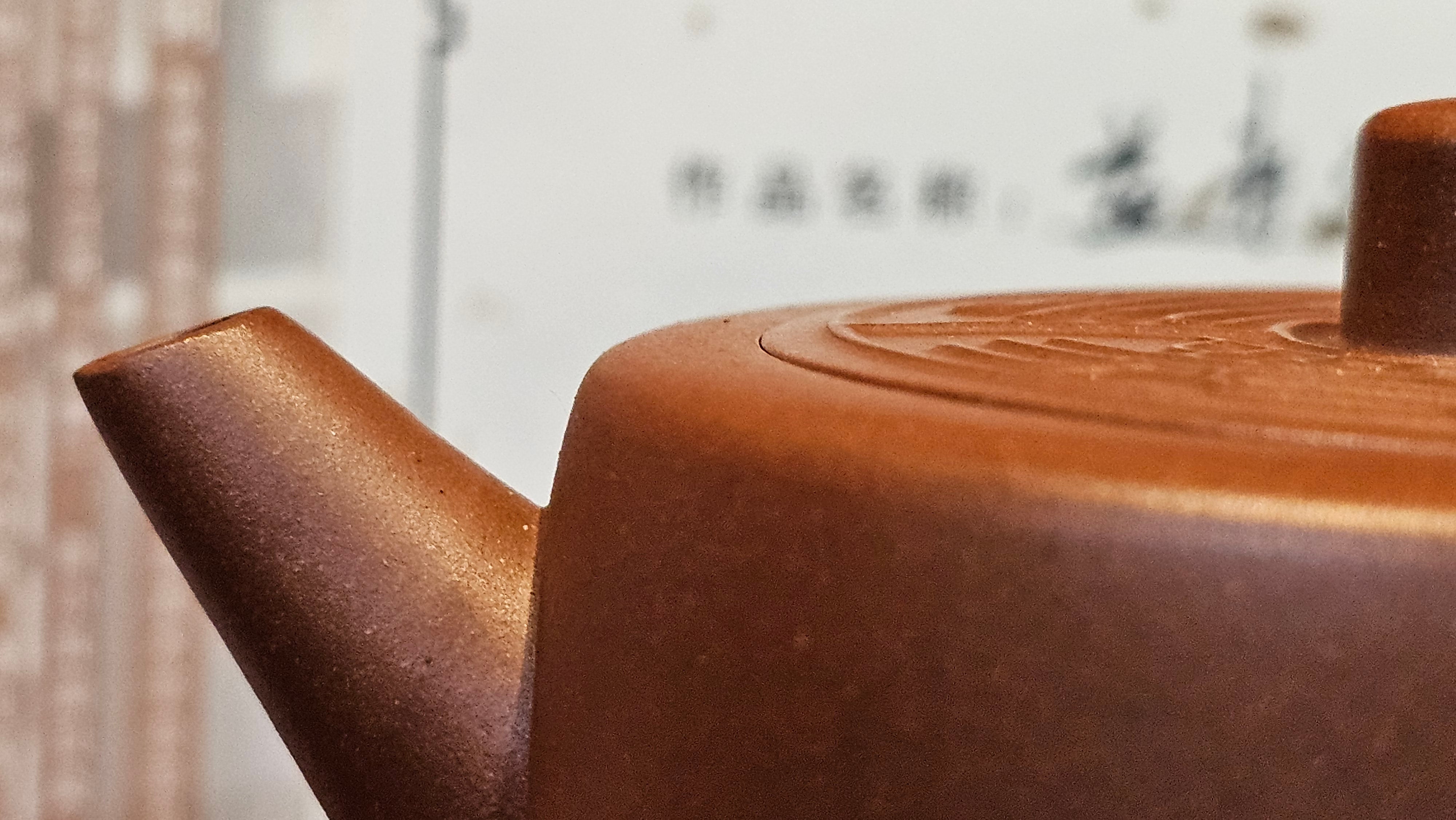 《益寿延年》"Yi Shou Yan Nian", 251.3ml, AUSPICIOUS. Longevity Blessing! Lid Top Clay Sculpting, Poem Engraving, Crafted with Cao Family's Di Cao Qing By Assoc Master Artist Zhang Ke ~ Congratulations to Mr J.C.K.! 1909hrs 27th Nov 2025, Rio Rancho! NM!