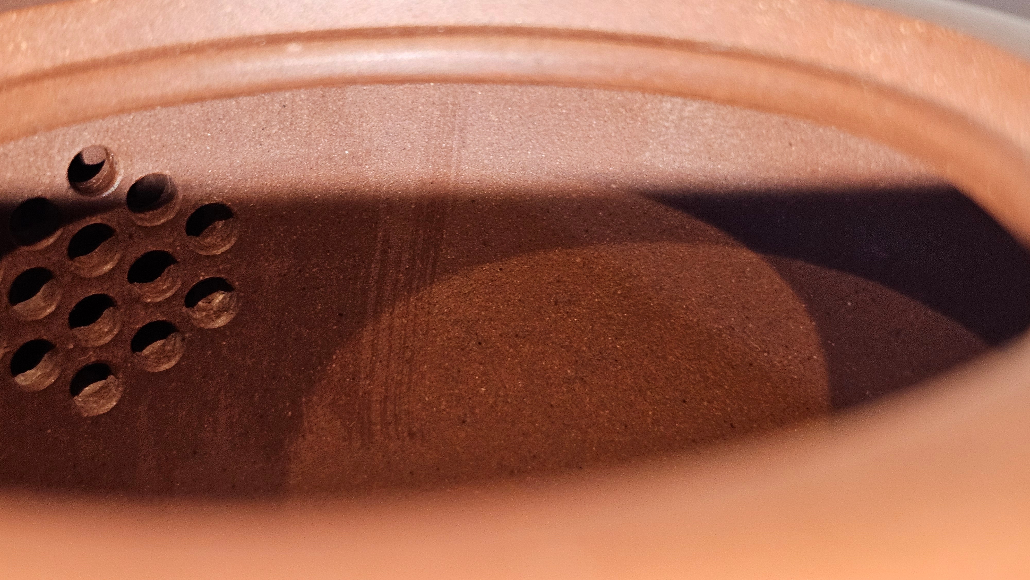 《益寿延年》"Yi Shou Yan Nian", 251.3ml, AUSPICIOUS. Longevity Blessing! Lid Top Clay Sculpting, Poem Engraving, Crafted with Cao Family's Di Cao Qing By Assoc Master Artist Zhang Ke ~ Congratulations to Mr J.C.K.! 1909hrs 27th Nov 2025, Rio Rancho! NM!