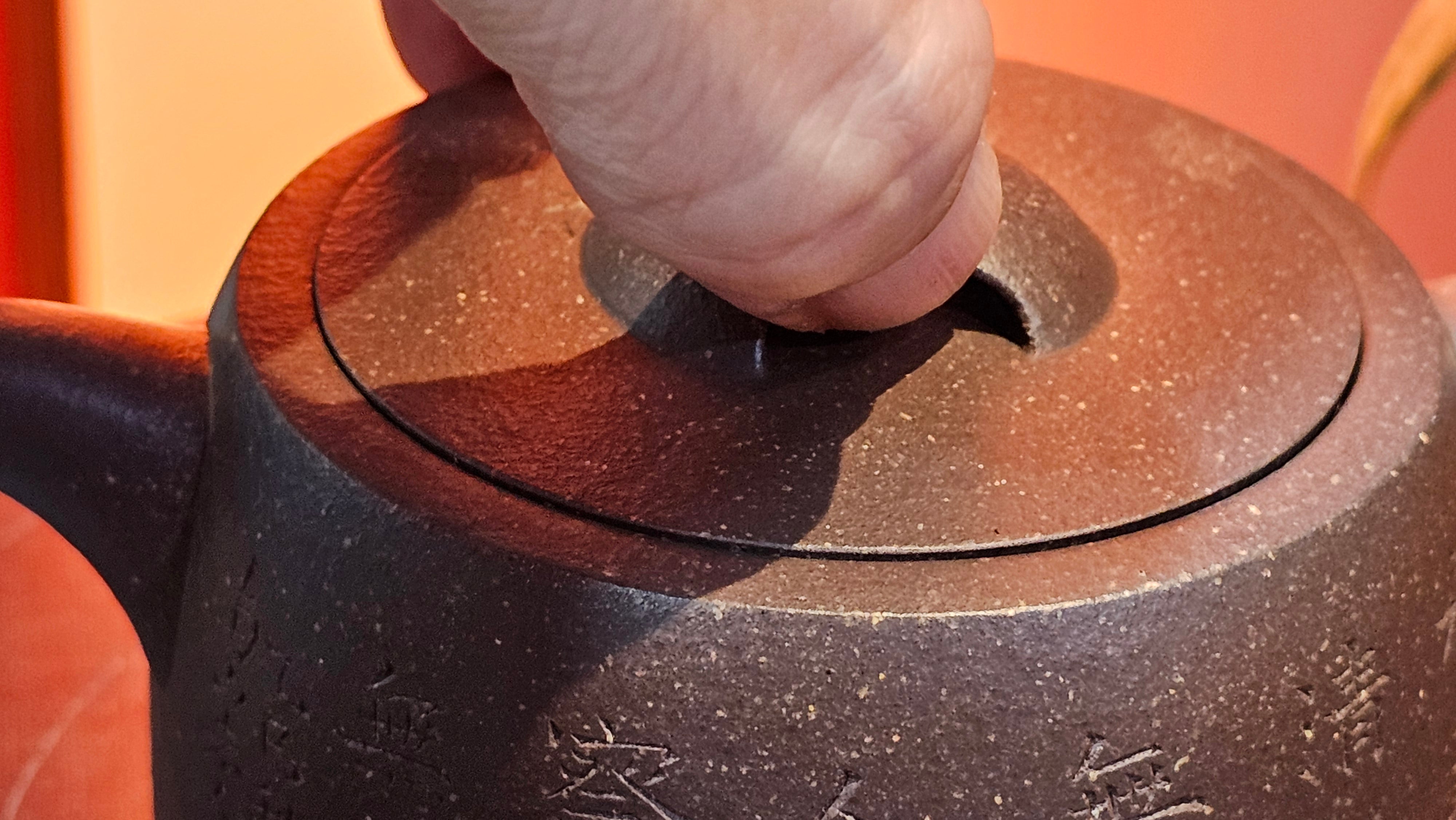 Niu Gai Jing Lan《牛盖井栏》, 166.2ml, Hei Zi Ni 黑紫泥, by our Craftsman Zhang Huan 张欢, with Plum Blossoms Engraving Art by Craftsman Nan Shan Lao Ren 南山老人 ~!Congratulations to Mr A.D.P.! 2359hrs 16th Nov 2025, Forest! Belgium🇧🇪!