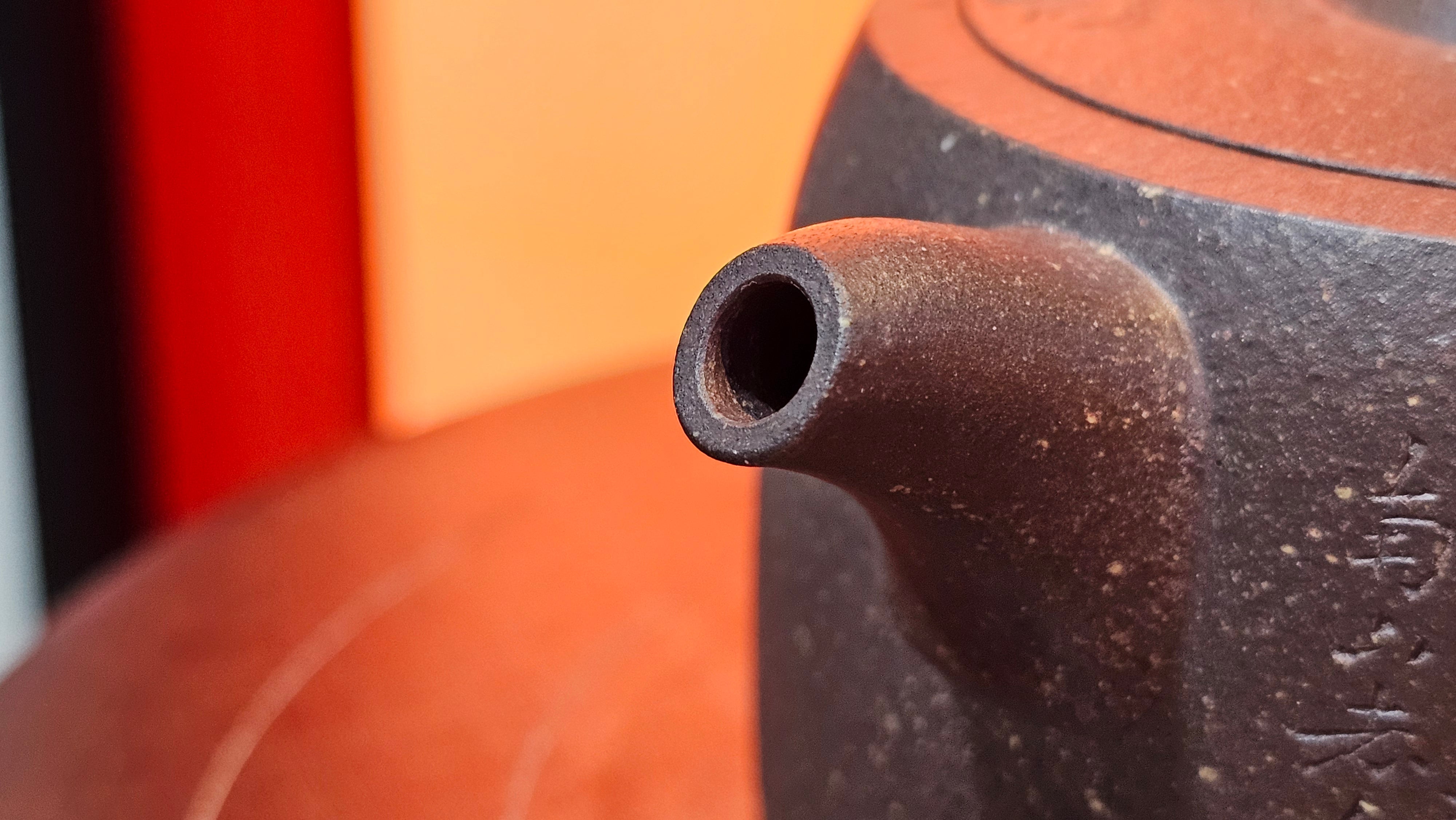 Niu Gai Jing Lan《牛盖井栏》, 166.2ml, Hei Zi Ni 黑紫泥, by our Craftsman Zhang Huan 张欢, with Plum Blossoms Engraving Art by Craftsman Nan Shan Lao Ren 南山老人 ~!Congratulations to Mr A.D.P.! 2359hrs 16th Nov 2025, Forest! Belgium🇧🇪!