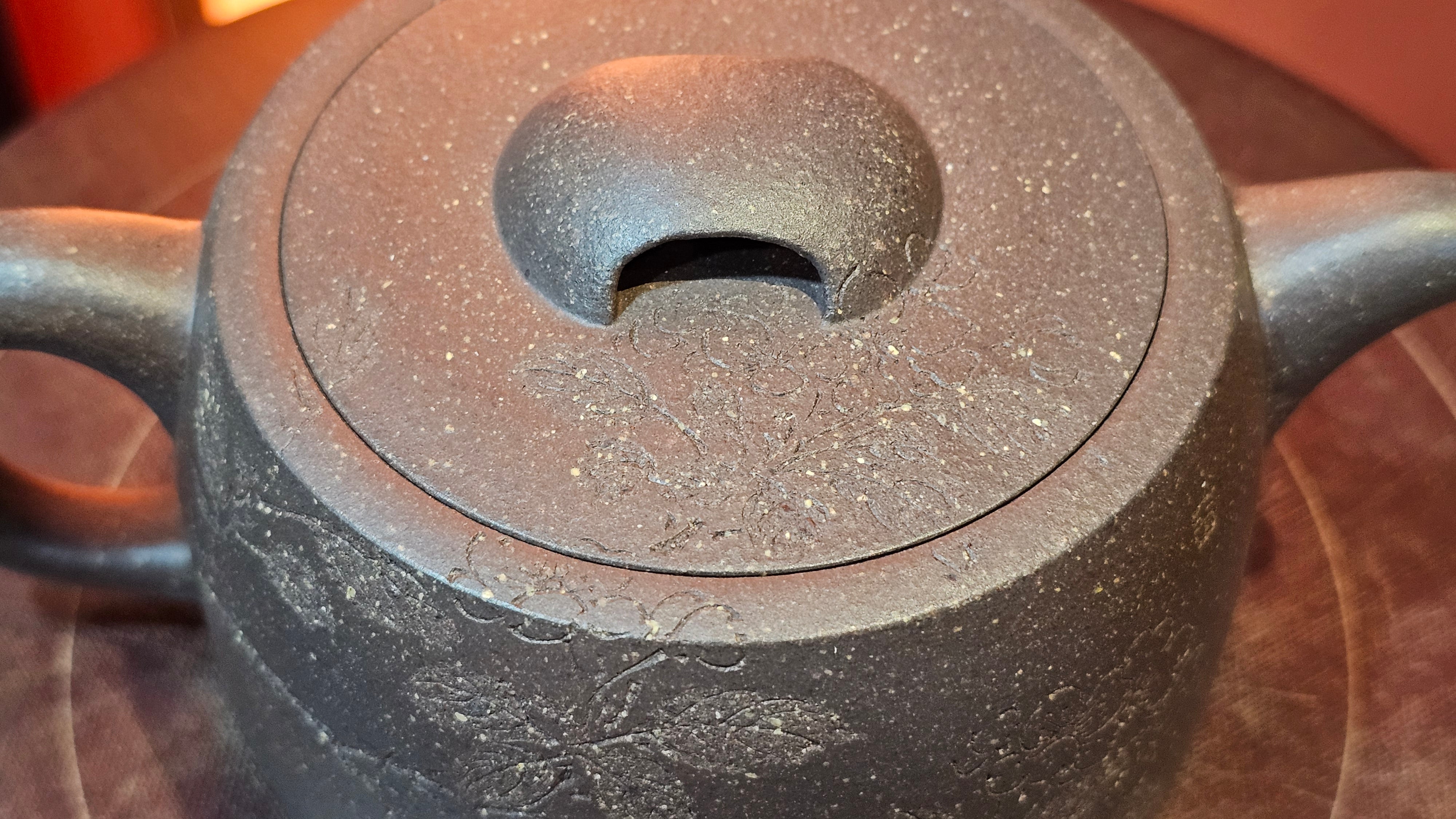 Niu Gai Jing Lan《牛盖井栏》, 166.2ml, Hei Zi Ni 黑紫泥, by our Craftsman Zhang Huan 张欢, with Plum Blossoms Engraving Art by Craftsman Nan Shan Lao Ren 南山老人 ~!Congratulations to Mr A.D.P.! 2359hrs 16th Nov 2025, Forest! Belgium🇧🇪!