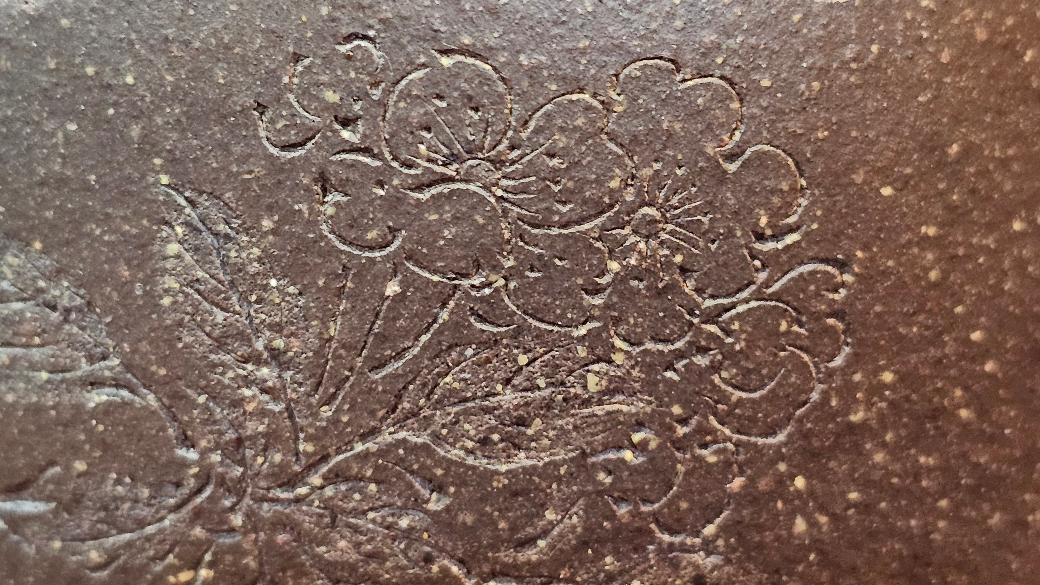 Niu Gai Jing Lan《牛盖井栏》, 166.2ml, Hei Zi Ni 黑紫泥, by our Craftsman Zhang Huan 张欢, with Plum Blossoms Engraving Art by Craftsman Nan Shan Lao Ren 南山老人 ~!Congratulations to Mr A.D.P.! 2359hrs 16th Nov 2025, Forest! Belgium🇧🇪!