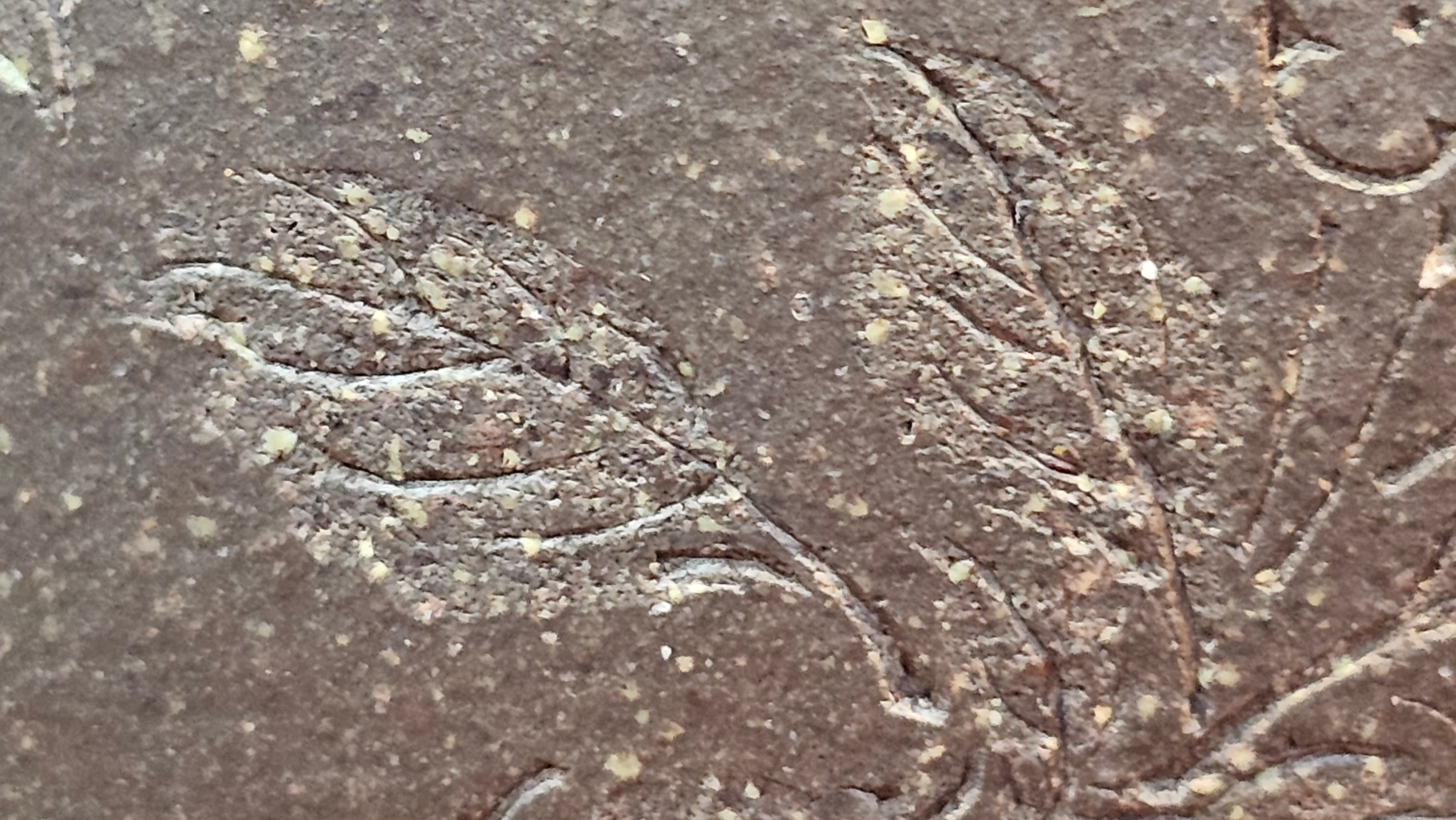 Niu Gai Jing Lan《牛盖井栏》, 166.2ml, Hei Zi Ni 黑紫泥, by our Craftsman Zhang Huan 张欢, with Plum Blossoms Engraving Art by Craftsman Nan Shan Lao Ren 南山老人 ~!Congratulations to Mr A.D.P.! 2359hrs 16th Nov 2025, Forest! Belgium🇧🇪!