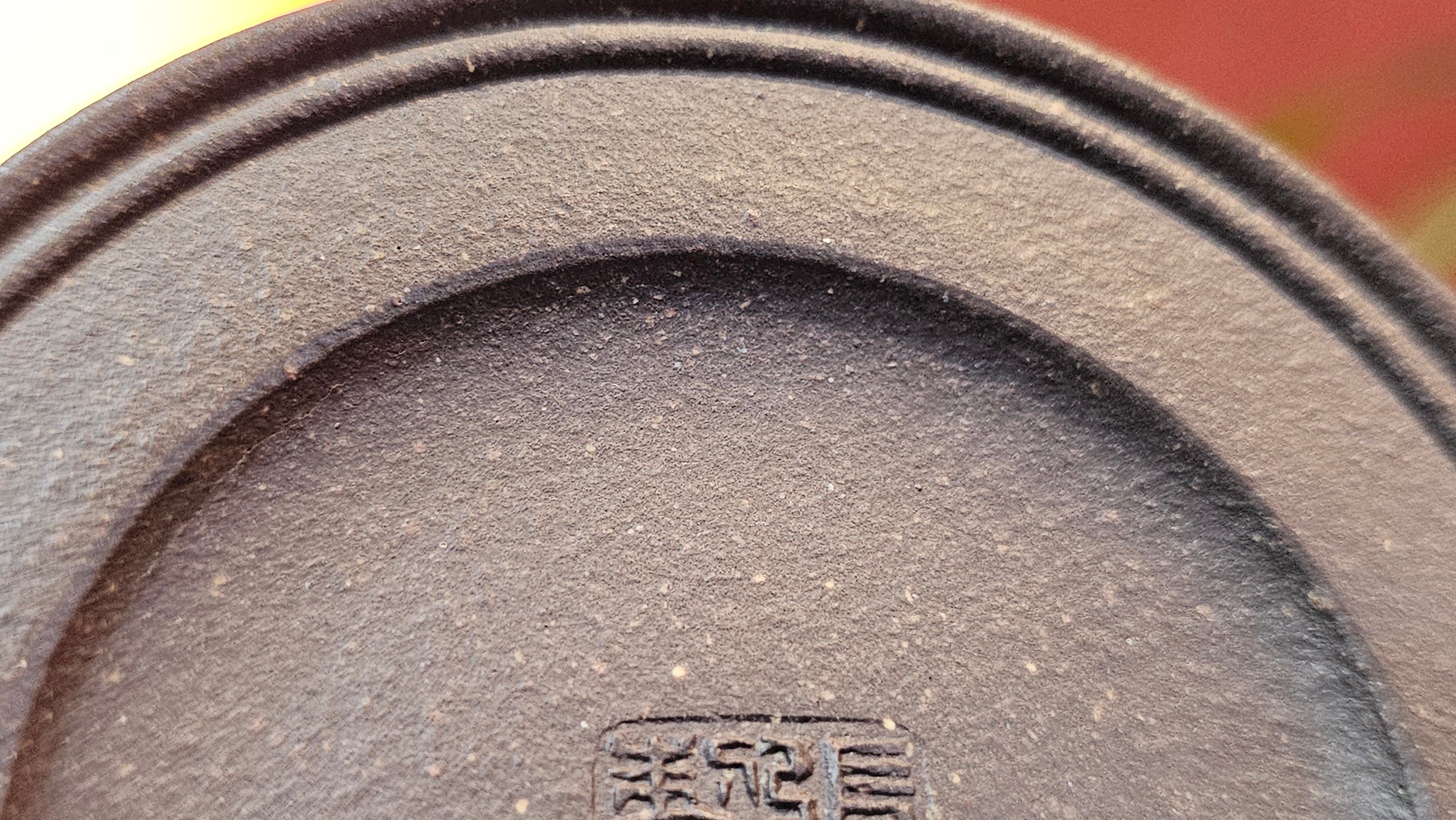 Niu Gai Jing Lan《牛盖井栏》, 166.2ml, Hei Zi Ni 黑紫泥, by our Craftsman Zhang Huan 张欢, with Plum Blossoms Engraving Art by Craftsman Nan Shan Lao Ren 南山老人 ~!Congratulations to Mr A.D.P.! 2359hrs 16th Nov 2025, Forest! Belgium🇧🇪!