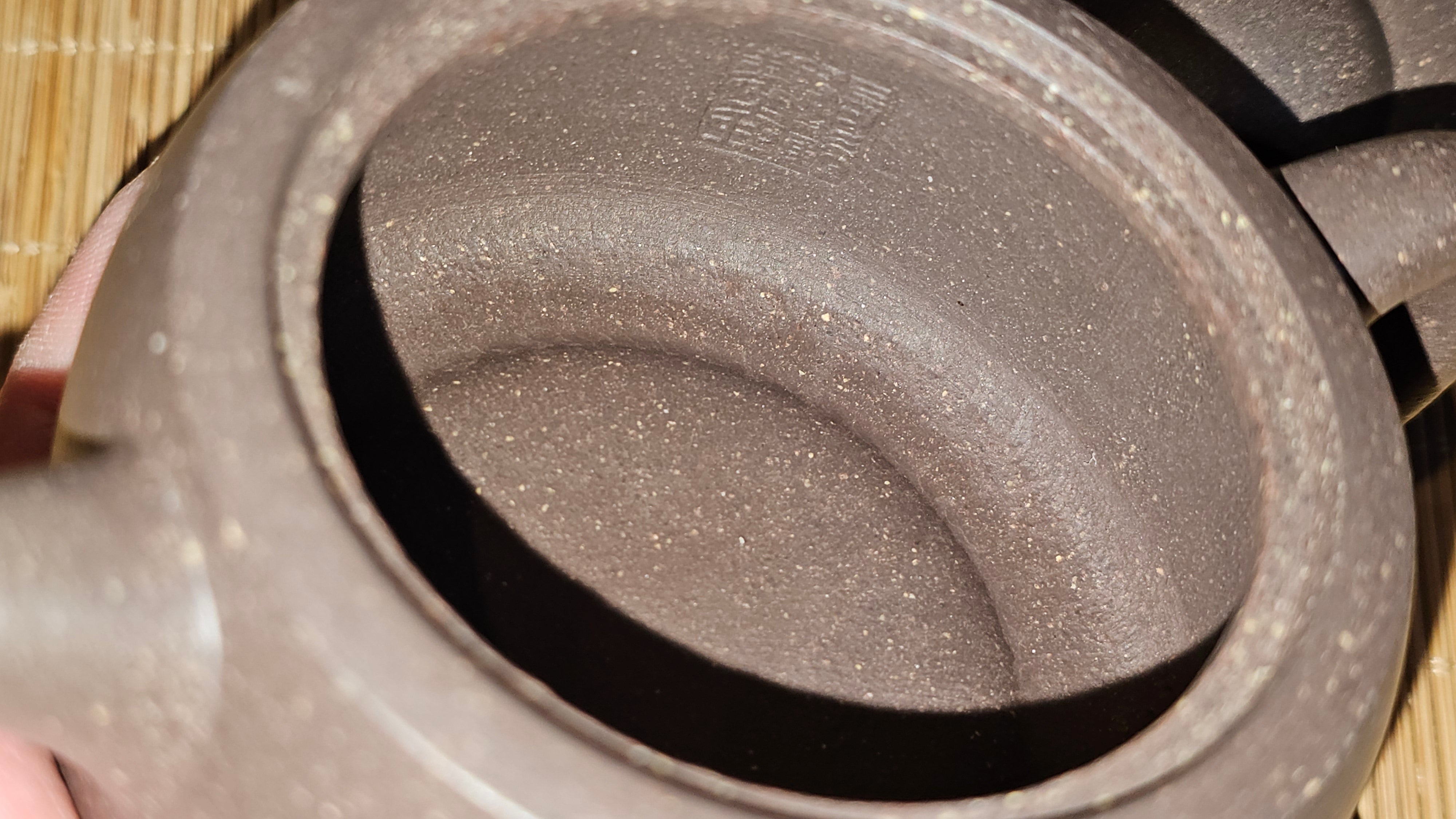 Niu Gai Jing Lan《牛盖井栏》, 166.2ml, Hei Zi Ni 黑紫泥, by our Craftsman Zhang Huan 张欢, with Plum Blossoms Engraving Art by Craftsman Nan Shan Lao Ren 南山老人 ~!Congratulations to Mr A.D.P.! 2359hrs 16th Nov 2025, Forest! Belgium🇧🇪!