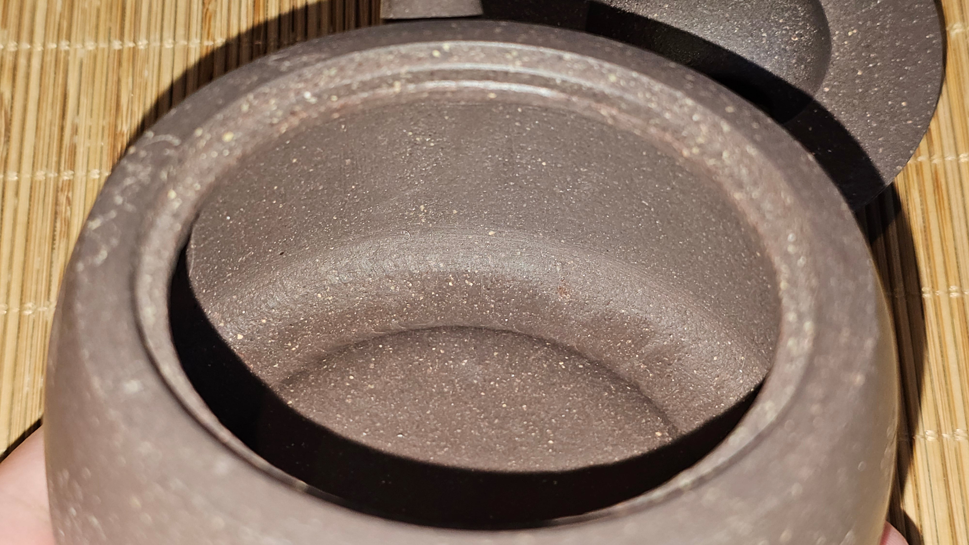 Niu Gai Jing Lan《牛盖井栏》, 166.2ml, Hei Zi Ni 黑紫泥, by our Craftsman Zhang Huan 张欢, with Plum Blossoms Engraving Art by Craftsman Nan Shan Lao Ren 南山老人 ~!Congratulations to Mr A.D.P.! 2359hrs 16th Nov 2025, Forest! Belgium🇧🇪!