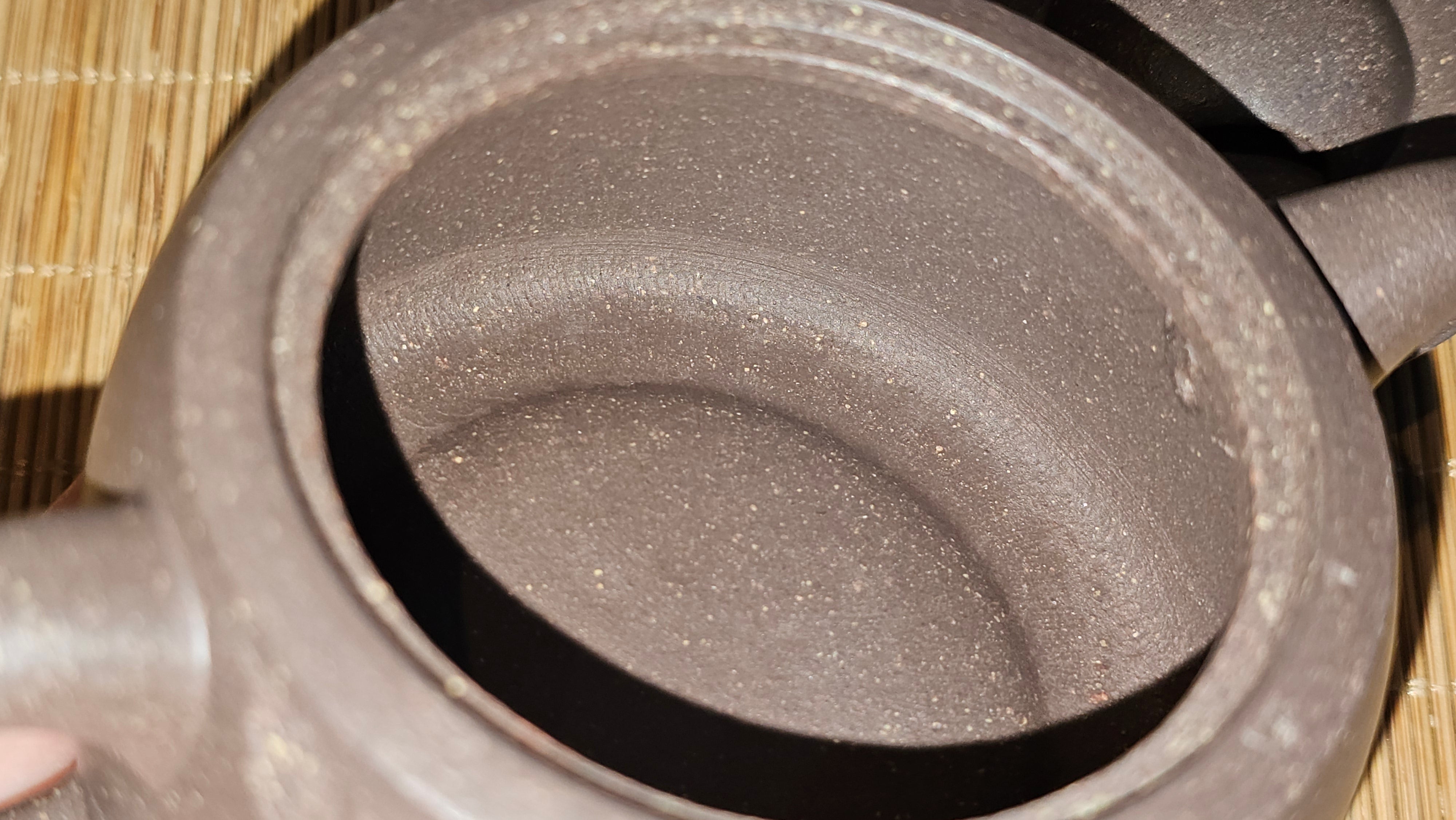 Niu Gai Jing Lan《牛盖井栏》, 166.2ml, Hei Zi Ni 黑紫泥, by our Craftsman Zhang Huan 张欢, with Plum Blossoms Engraving Art by Craftsman Nan Shan Lao Ren 南山老人 ~!Congratulations to Mr A.D.P.! 2359hrs 16th Nov 2025, Forest! Belgium🇧🇪!