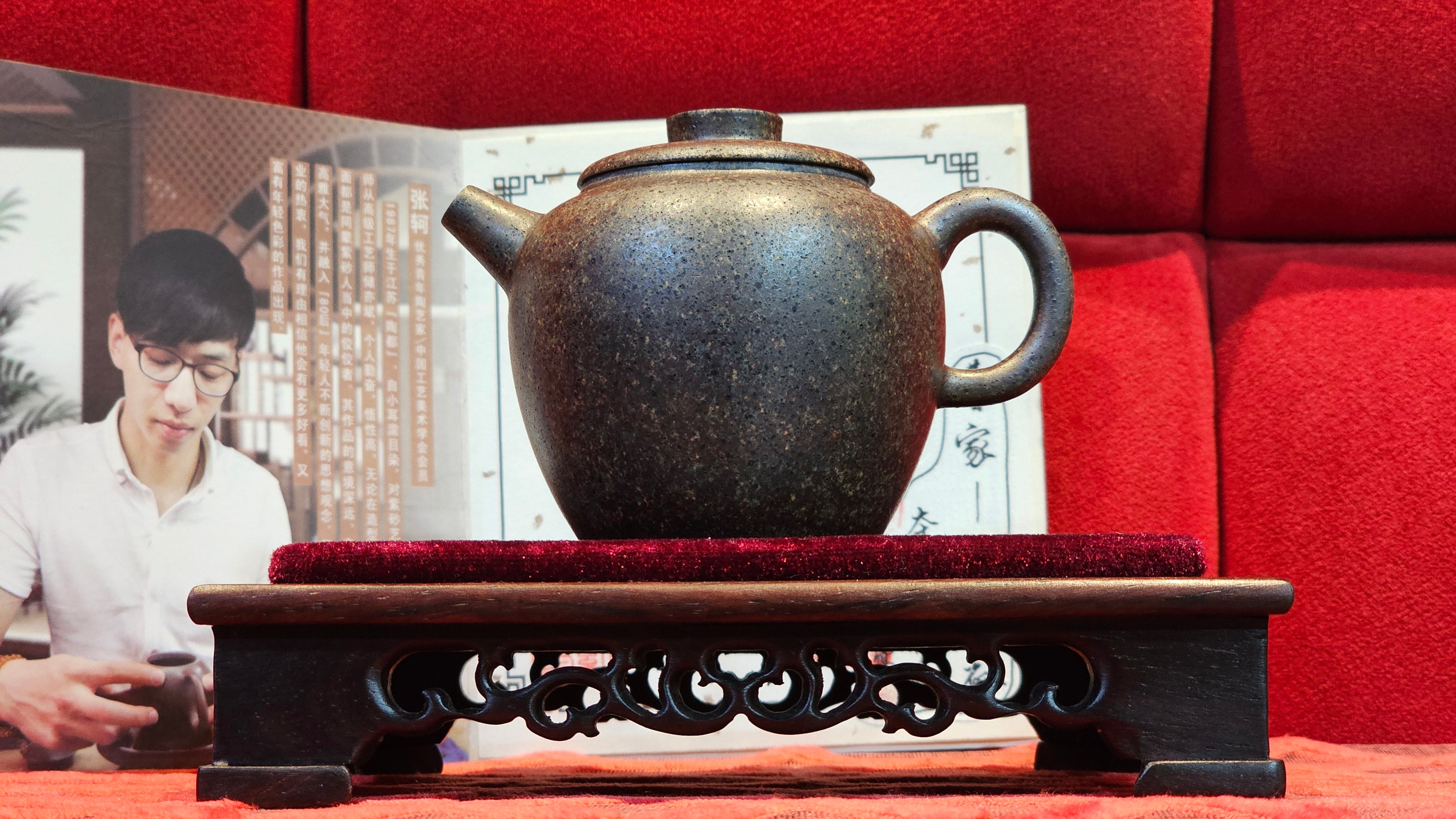 《巨轮珠》Ju Lun Zhu, 171.1ml, Using Our Cao Family's Rare and Cherished Bai Ma Zi 白麻子, Endorsed by Premier Master Cao An Xiang, Crafted by L4 Assoc Master Artist Zhang Ke ~ Congratulations to Mr A.M.R.! 1007hrs 14th Nov 2025, Talent! OR!