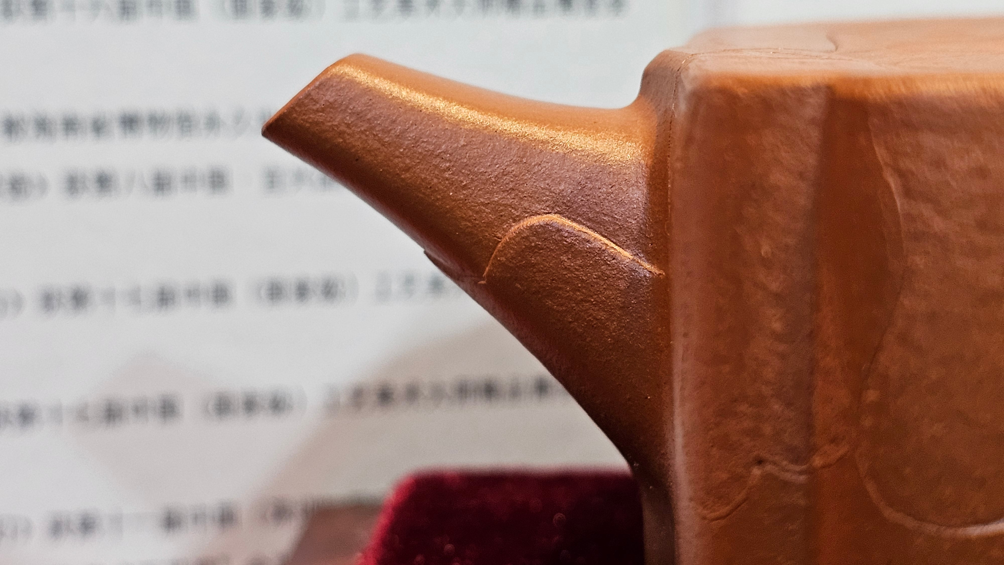 《振莲四方》~五件套组 "Zhen Lian Si Fang" SET of Five!(matching Twin cups & Twin trays), Zhu Sha 朱砂(WORLD DEBUT), by L2A Senior Consummate Artist Yuan Hui 袁辉! Lotus Engraving by Jin Li 金笠。(Lid Closing Video@11th Frame)~Congrats Dr W.S.! 0603hrs 15th Nov 2025, AZ!