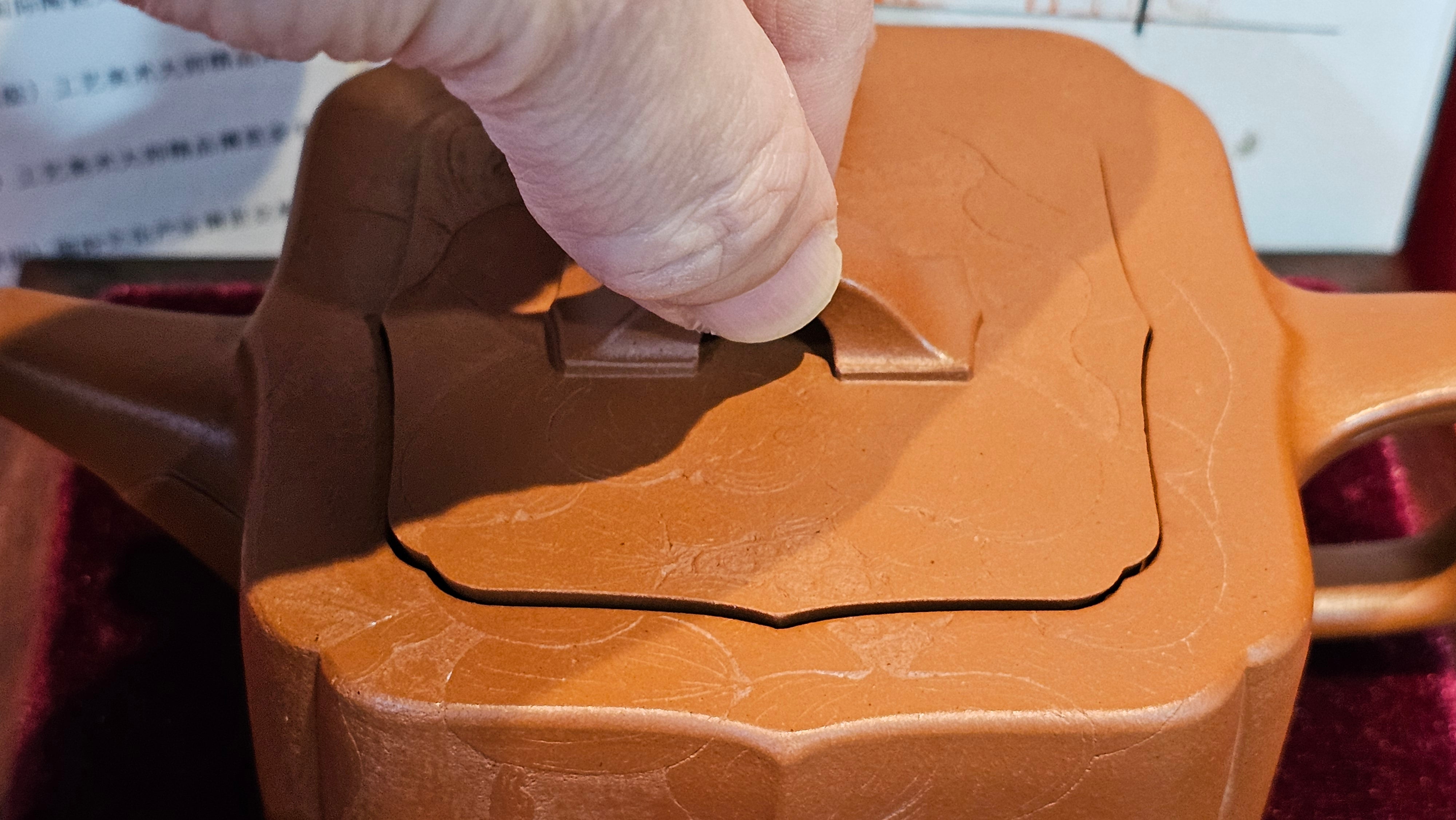 《振莲四方》~五件套组 "Zhen Lian Si Fang" SET of Five!(matching Twin cups & Twin trays), Zhu Sha 朱砂(WORLD DEBUT), by L2A Senior Consummate Artist Yuan Hui 袁辉! Lotus Engraving by Jin Li 金笠。(Lid Closing Video@11th Frame)~Congrats Dr W.S.! 0603hrs 15th Nov 2025, AZ!