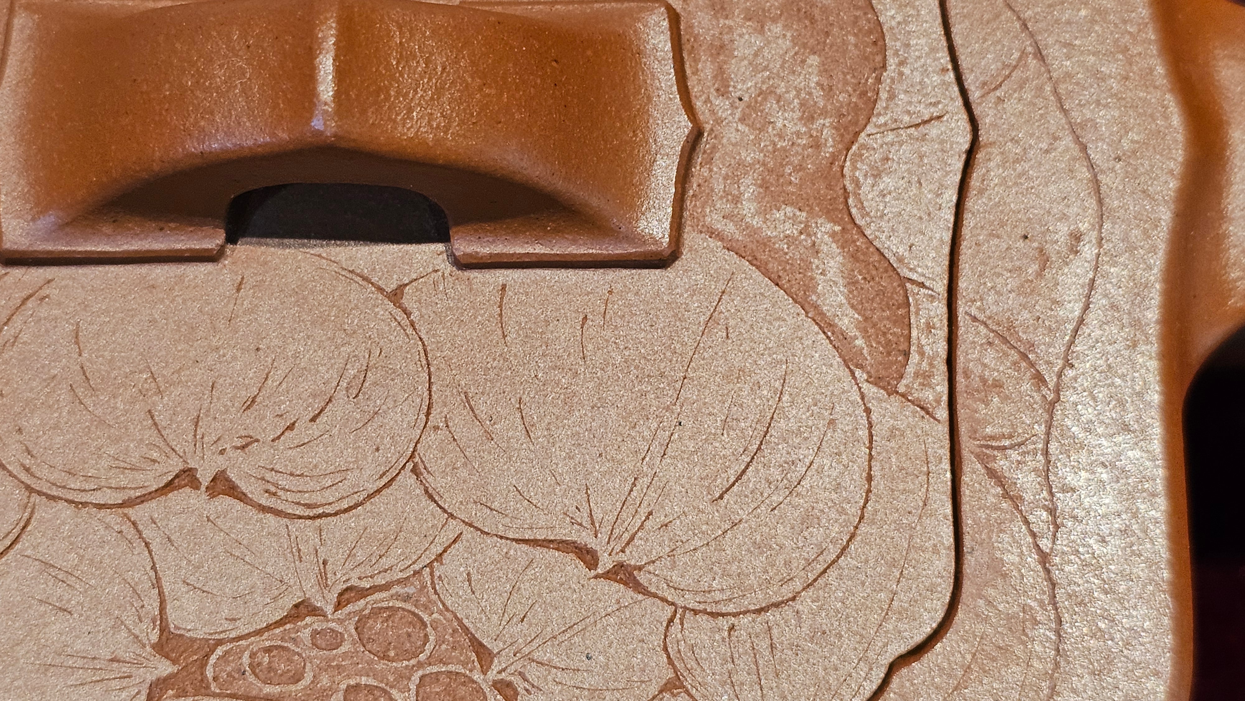 《振莲四方》~五件套组 "Zhen Lian Si Fang" SET of Five!(matching Twin cups & Twin trays), Zhu Sha 朱砂(WORLD DEBUT), by L2A Senior Consummate Artist Yuan Hui 袁辉! Lotus Engraving by Jin Li 金笠。(Lid Closing Video@11th Frame)~Congrats Dr W.S.! 0603hrs 15th Nov 2025, AZ!