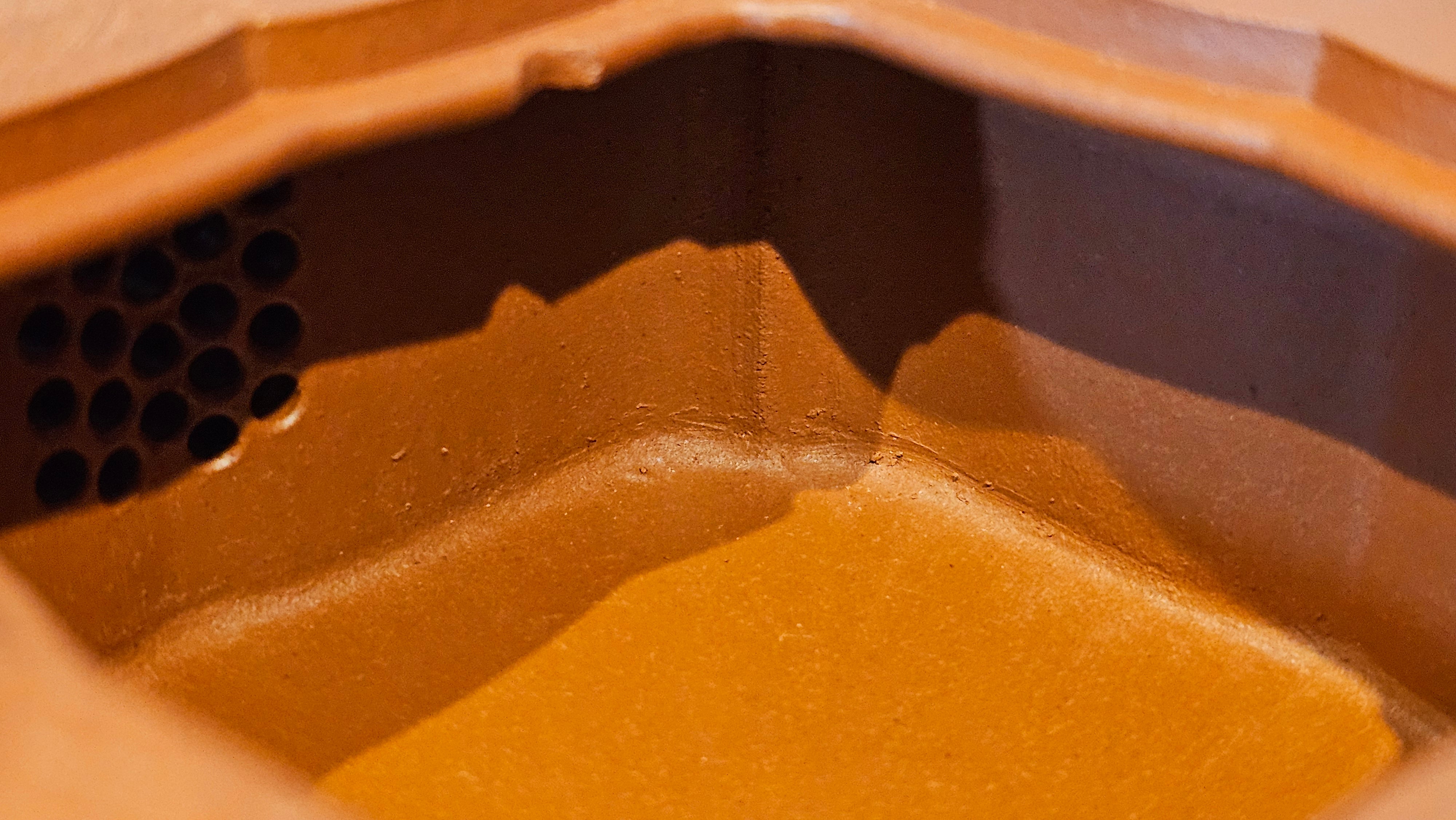 《振莲四方》~五件套组 "Zhen Lian Si Fang" SET of Five!(matching Twin cups & Twin trays), Zhu Sha 朱砂(WORLD DEBUT), by L2A Senior Consummate Artist Yuan Hui 袁辉! Lotus Engraving by Jin Li 金笠。(Lid Closing Video@11th Frame)~Congrats Dr W.S.! 0603hrs 15th Nov 2025, AZ!