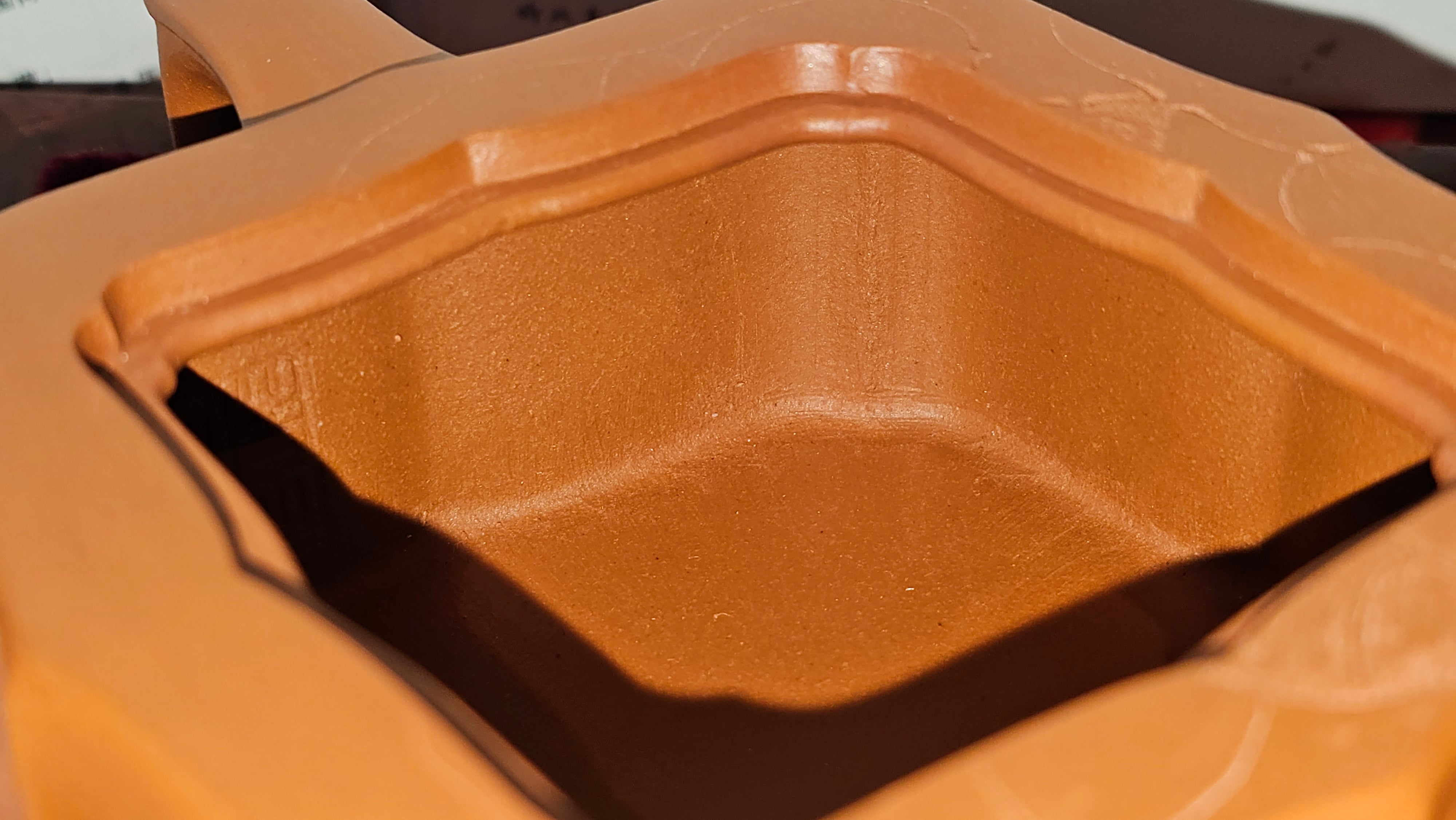 《振莲四方》~五件套组 "Zhen Lian Si Fang" SET of Five!(matching Twin cups & Twin trays), Zhu Sha 朱砂(WORLD DEBUT), by L2A Senior Consummate Artist Yuan Hui 袁辉! Lotus Engraving by Jin Li 金笠。(Lid Closing Video@11th Frame)~Congrats Dr W.S.! 0603hrs 15th Nov 2025, AZ!