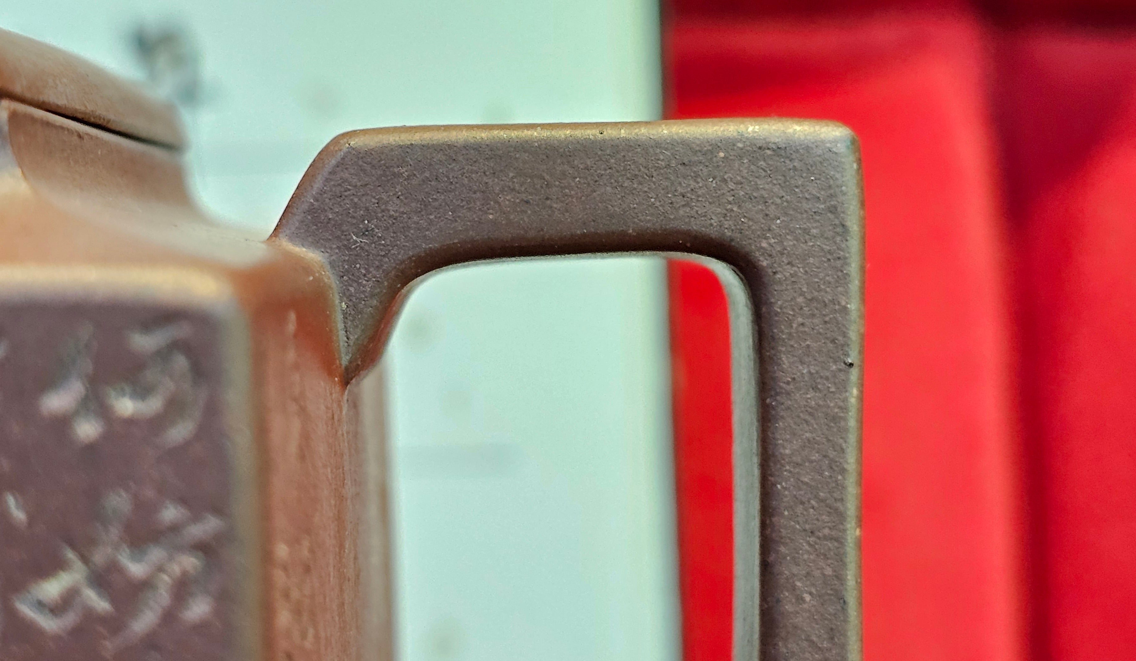 《亚明四方》"Ya Ming Si Fang", 195.5ml, Di Cao Qing Zi Ni, by L2A Senior Consummate Artist Yuan Hui 高级振兴技艺师兼高级工艺美术师～袁辉。 ~ Congratulations to Mr A.A.! 0235hrs 16hrs Nov 2025, Port Franks! Canada🇨🇦!