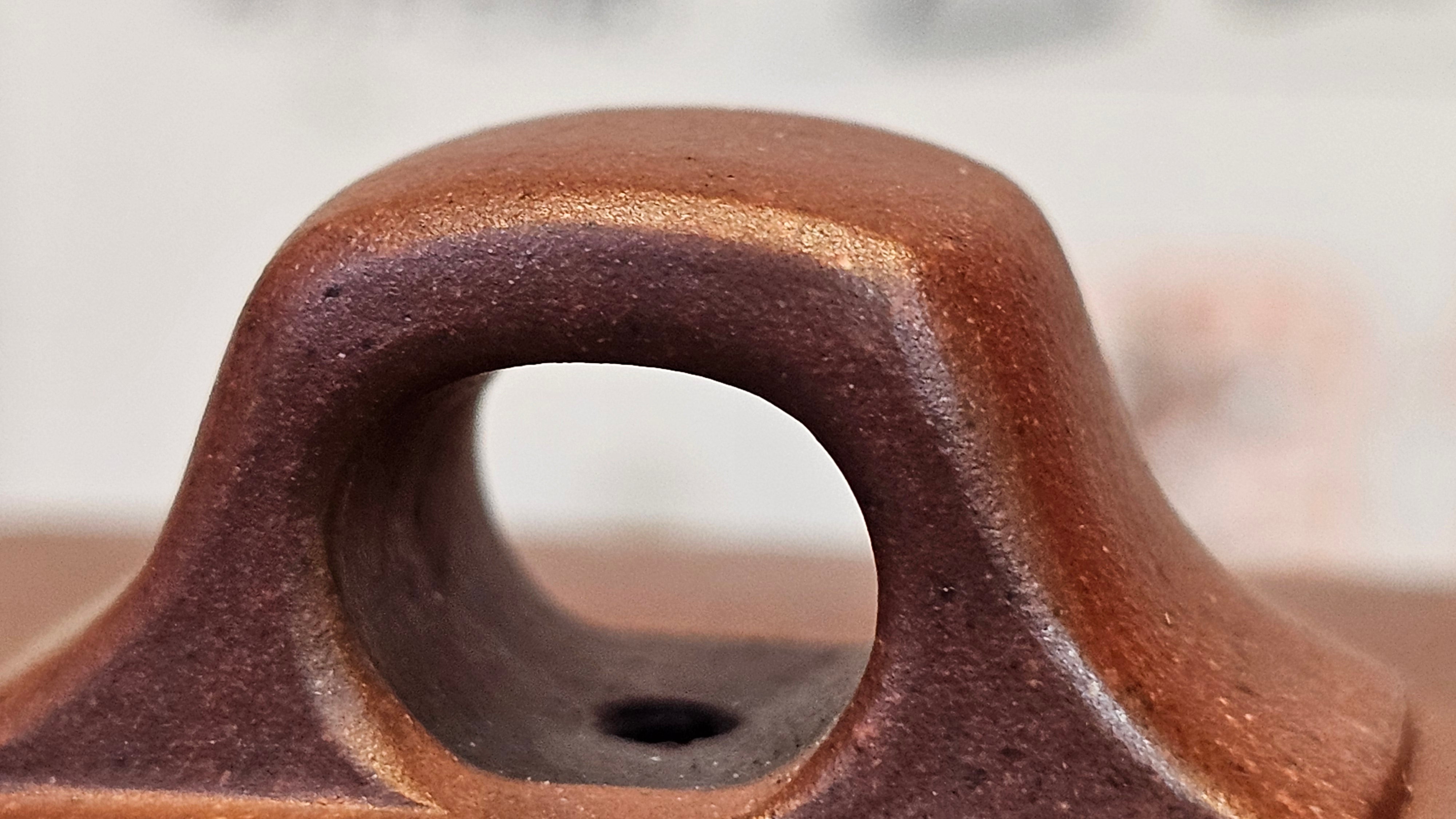 《亚明四方》"Ya Ming Si Fang", 195.5ml, Di Cao Qing Zi Ni, by L2A Senior Consummate Artist Yuan Hui 高级振兴技艺师兼高级工艺美术师～袁辉。 ~ Congratulations to Mr A.A.! 0235hrs 16hrs Nov 2025, Port Franks! Canada🇨🇦!