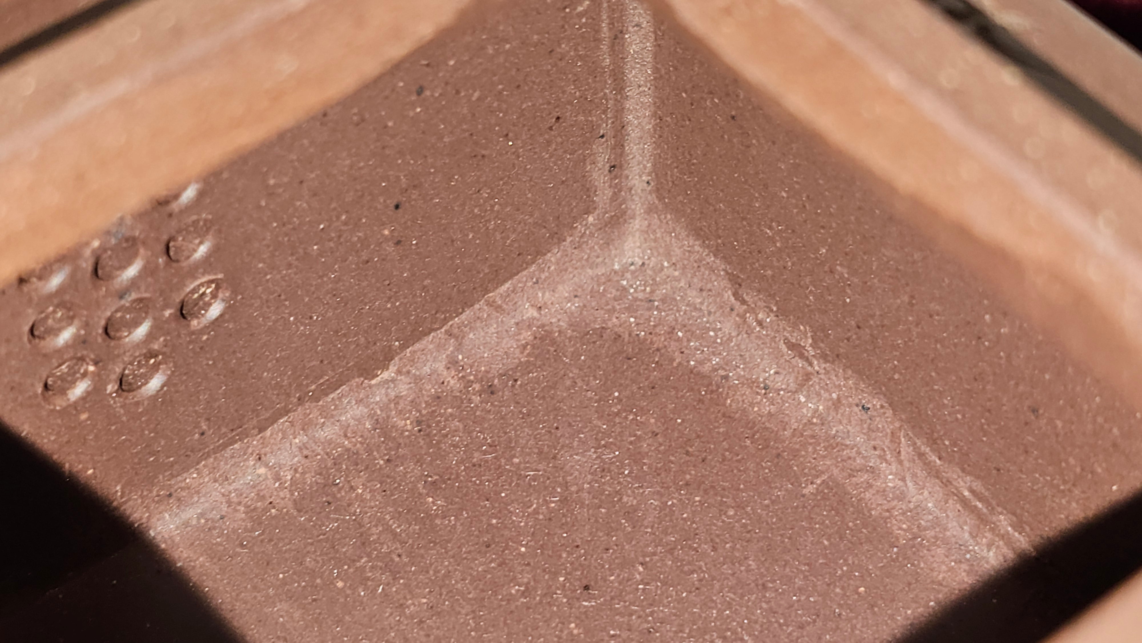 《亚明四方》"Ya Ming Si Fang", 195.5ml, Di Cao Qing Zi Ni, by L2A Senior Consummate Artist Yuan Hui 高级振兴技艺师兼高级工艺美术师～袁辉。 ~ Congratulations to Mr A.A.! 0235hrs 16hrs Nov 2025, Port Franks! Canada🇨🇦!