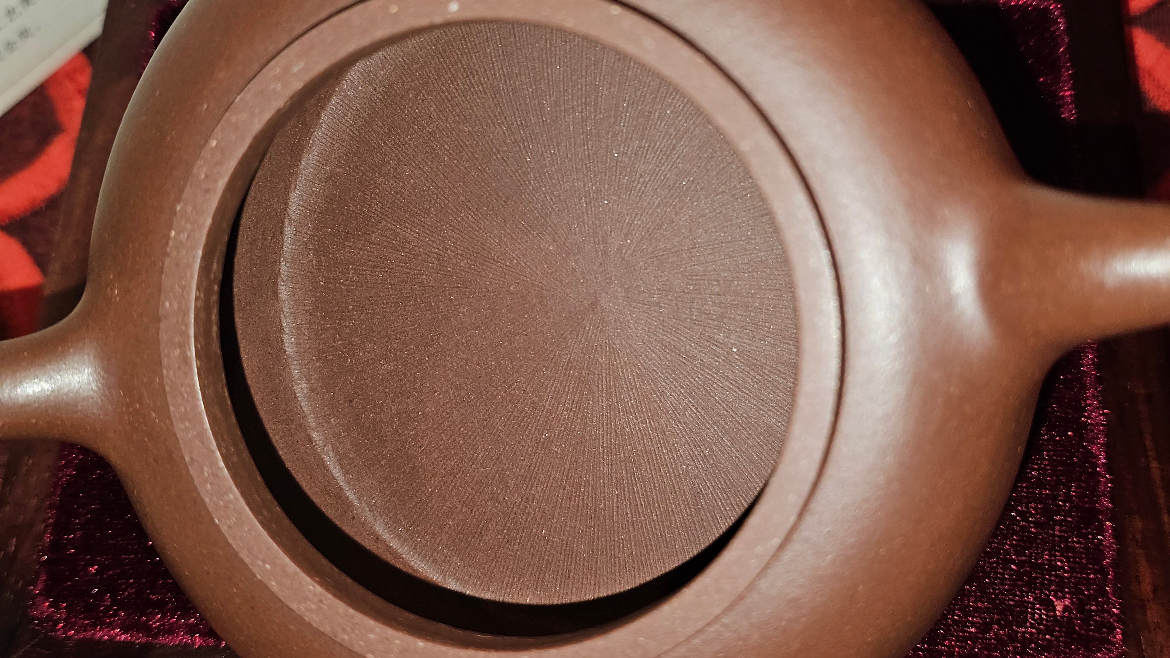 《小满》"Xiao Man", 312.3ml, Di Cao Qing Zi Ni 底槽青紫泥 ~ Crafted by L3A Consummate Master Artist Li Yan Ru 李艳如, Engraving by Artist Luo Ren 洛人 ~ Congratulations!to Mr S.M.! 2315hrs 24th Nov 2025, Séméac! France🇫🇷!