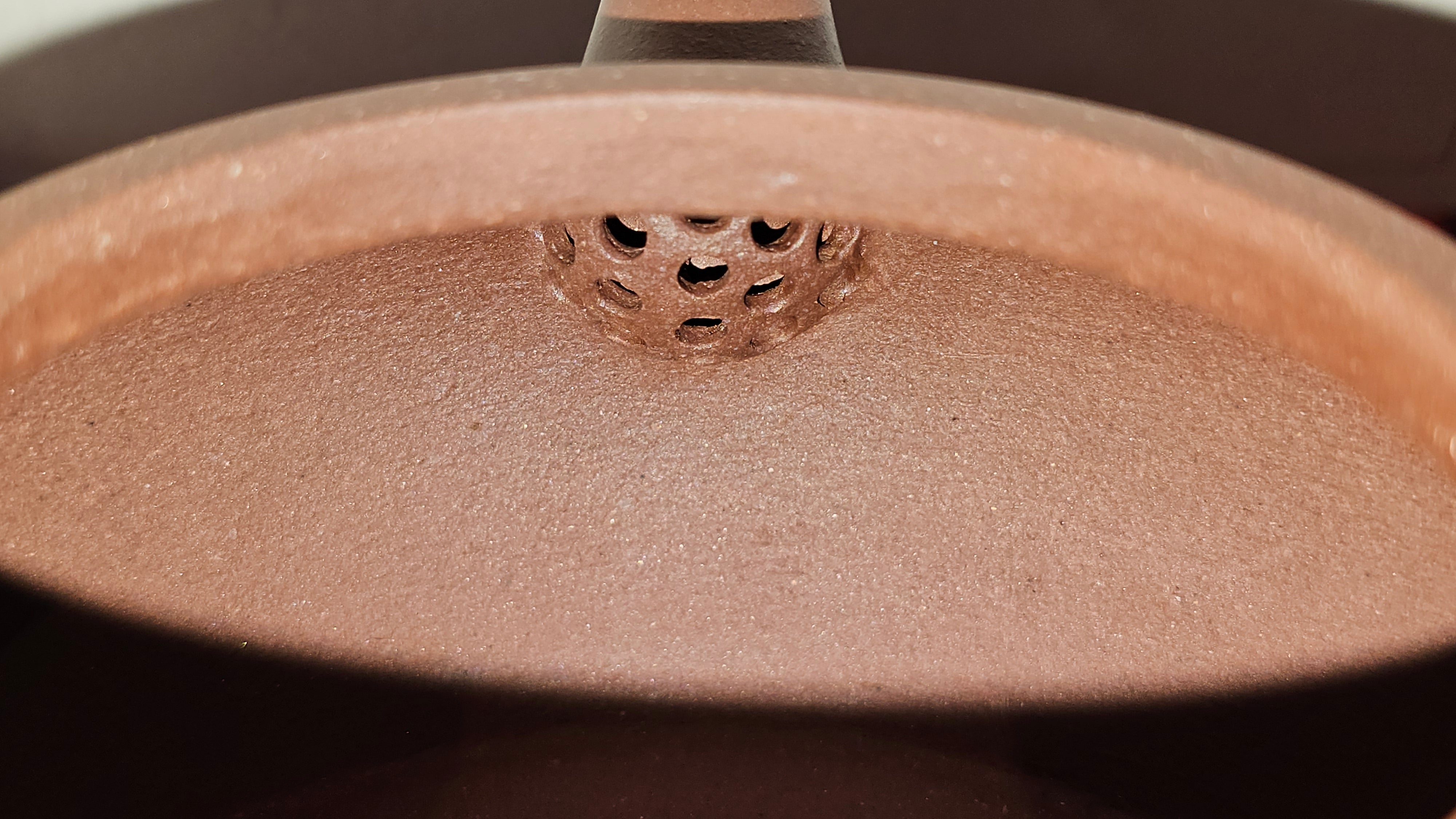 《小满》"Xiao Man", 312.3ml, Di Cao Qing Zi Ni 底槽青紫泥 ~ Crafted by L3A Consummate Master Artist Li Yan Ru 李艳如, Engraving by Artist Luo Ren 洛人 ~ Congratulations!to Mr S.M.! 2315hrs 24th Nov 2025, Séméac! France🇫🇷!