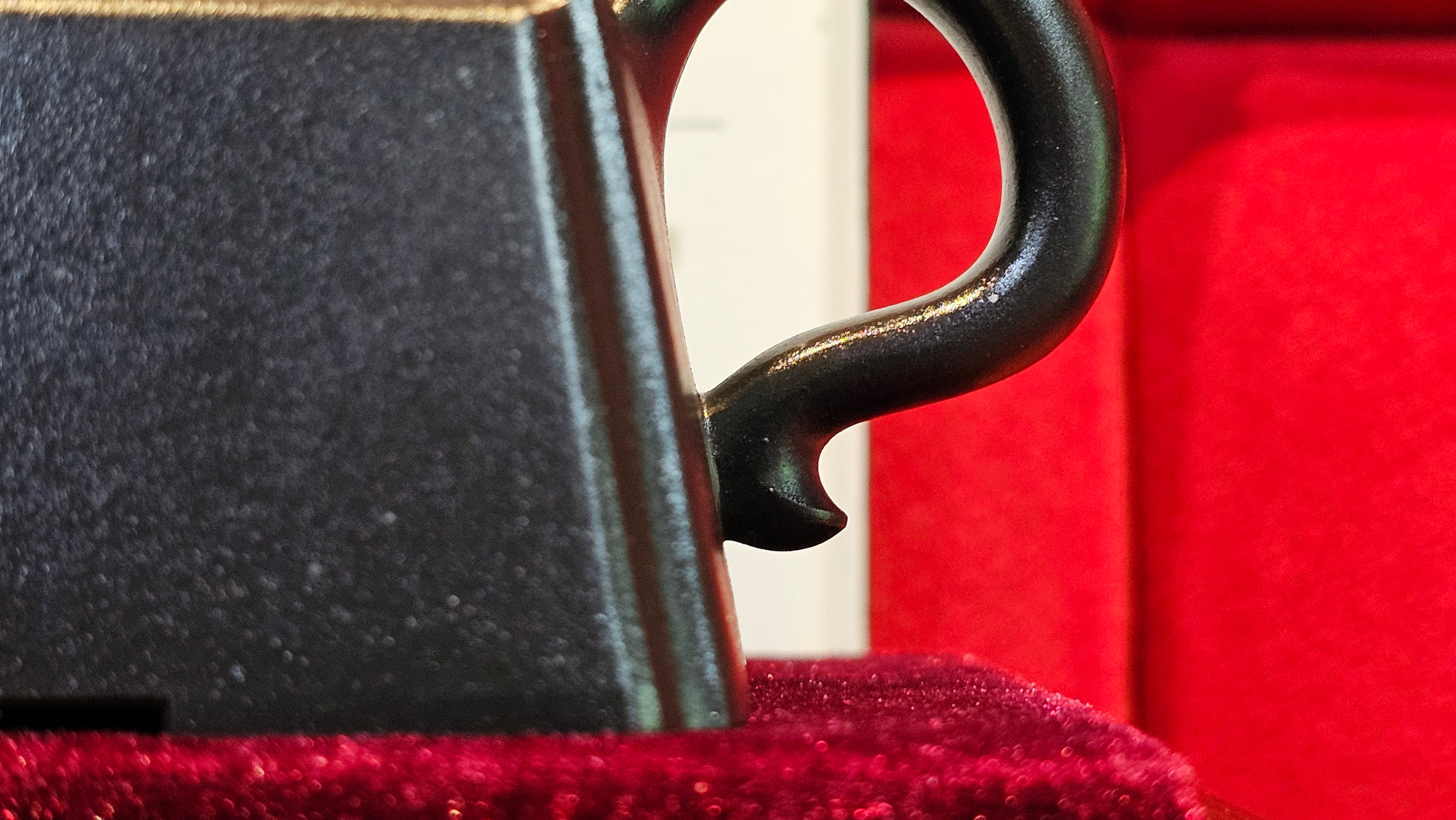 《风云之豹》"Feng Yun Zhi Bao", Di Cao Qing ~ Wu Hui Shao 底槽青~焐灰烧, 226.5ml, by L2A Senior Consummate Artist Yuan Hui 高级振兴技艺师兼高级工艺美术师～袁辉 ~ Congratulations to Mr A.A.! 1748hrs 21st Nov 2025, Port Franks! Canada🇨🇦!