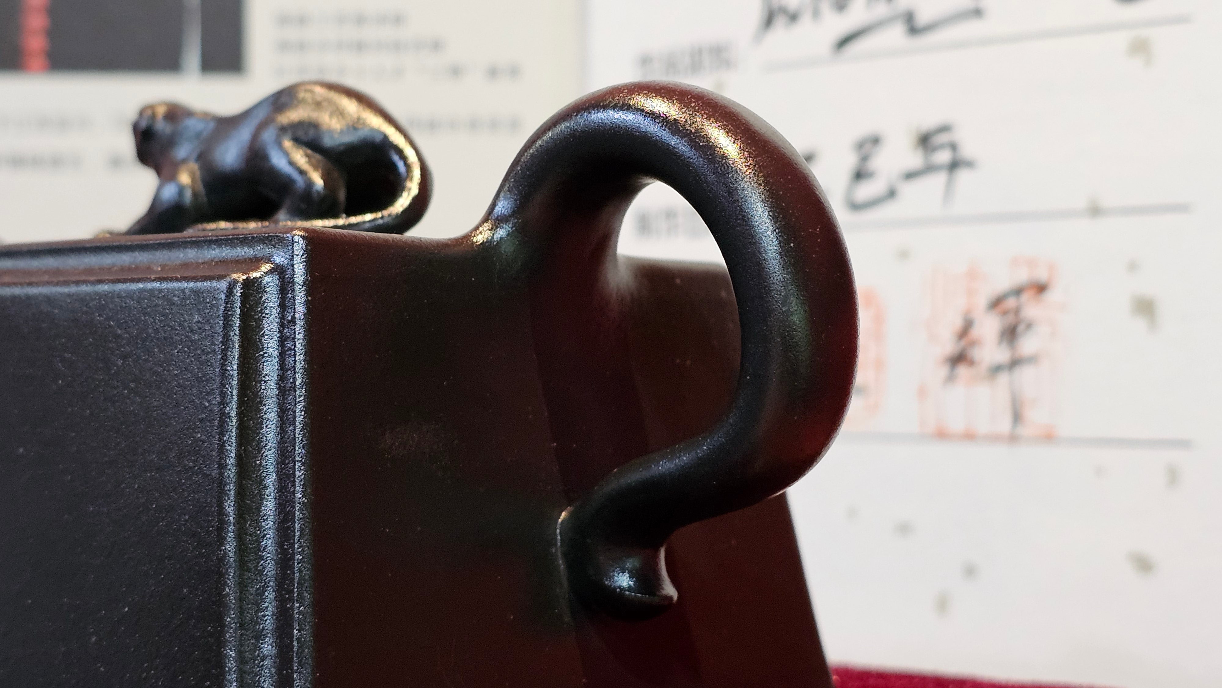 《风云之豹》"Feng Yun Zhi Bao", Di Cao Qing ~ Wu Hui Shao 底槽青~焐灰烧, 226.5ml, by L2A Senior Consummate Artist Yuan Hui 高级振兴技艺师兼高级工艺美术师～袁辉 ~ Congratulations to Mr A.A.! 1748hrs 21st Nov 2025, Port Franks! Canada🇨🇦!