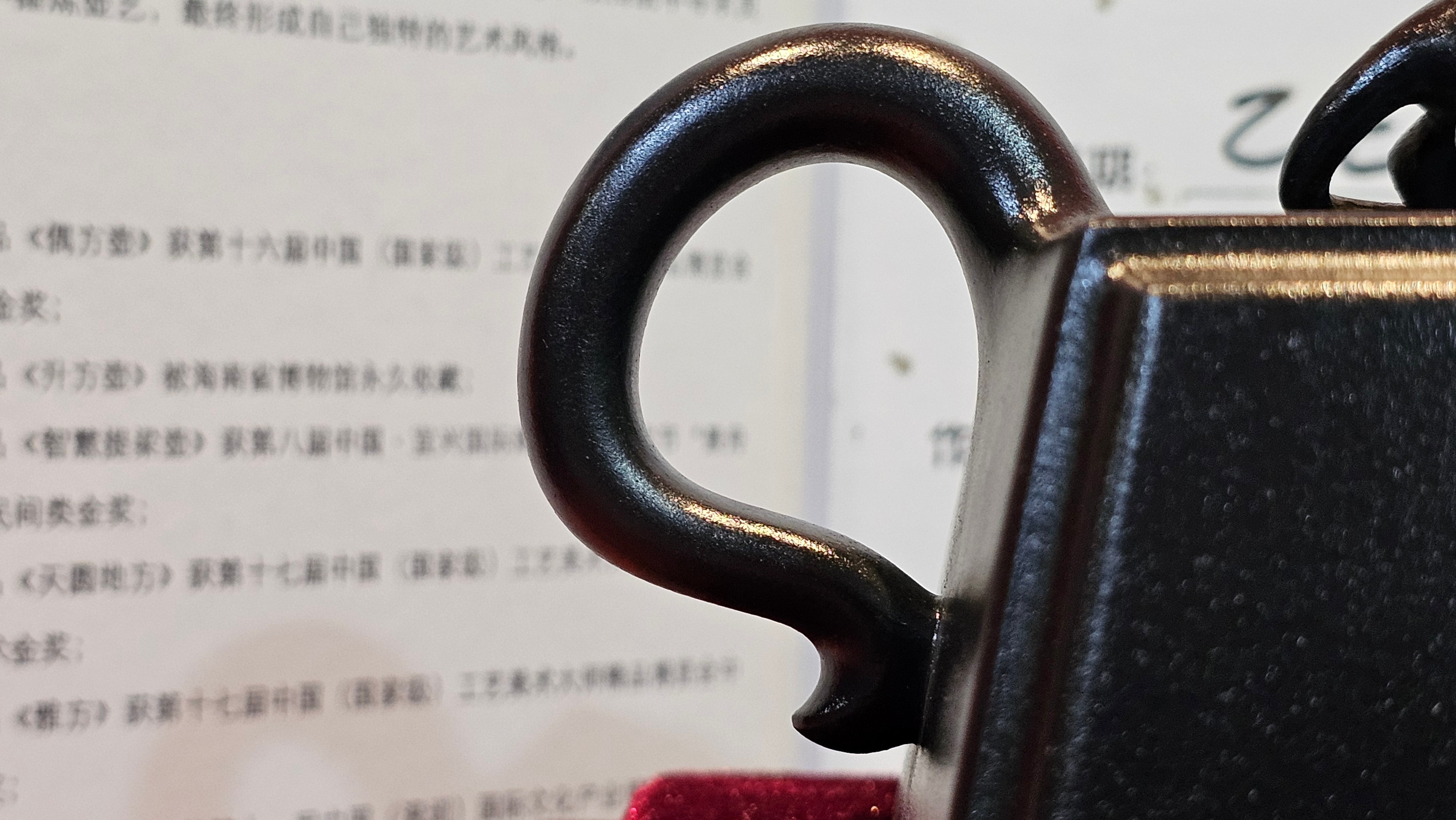 《风云之豹》"Feng Yun Zhi Bao", Di Cao Qing ~ Wu Hui Shao 底槽青~焐灰烧, 226.5ml, by L2A Senior Consummate Artist Yuan Hui 高级振兴技艺师兼高级工艺美术师～袁辉 ~ Congratulations to Mr A.A.! 1748hrs 21st Nov 2025, Port Franks! Canada🇨🇦!