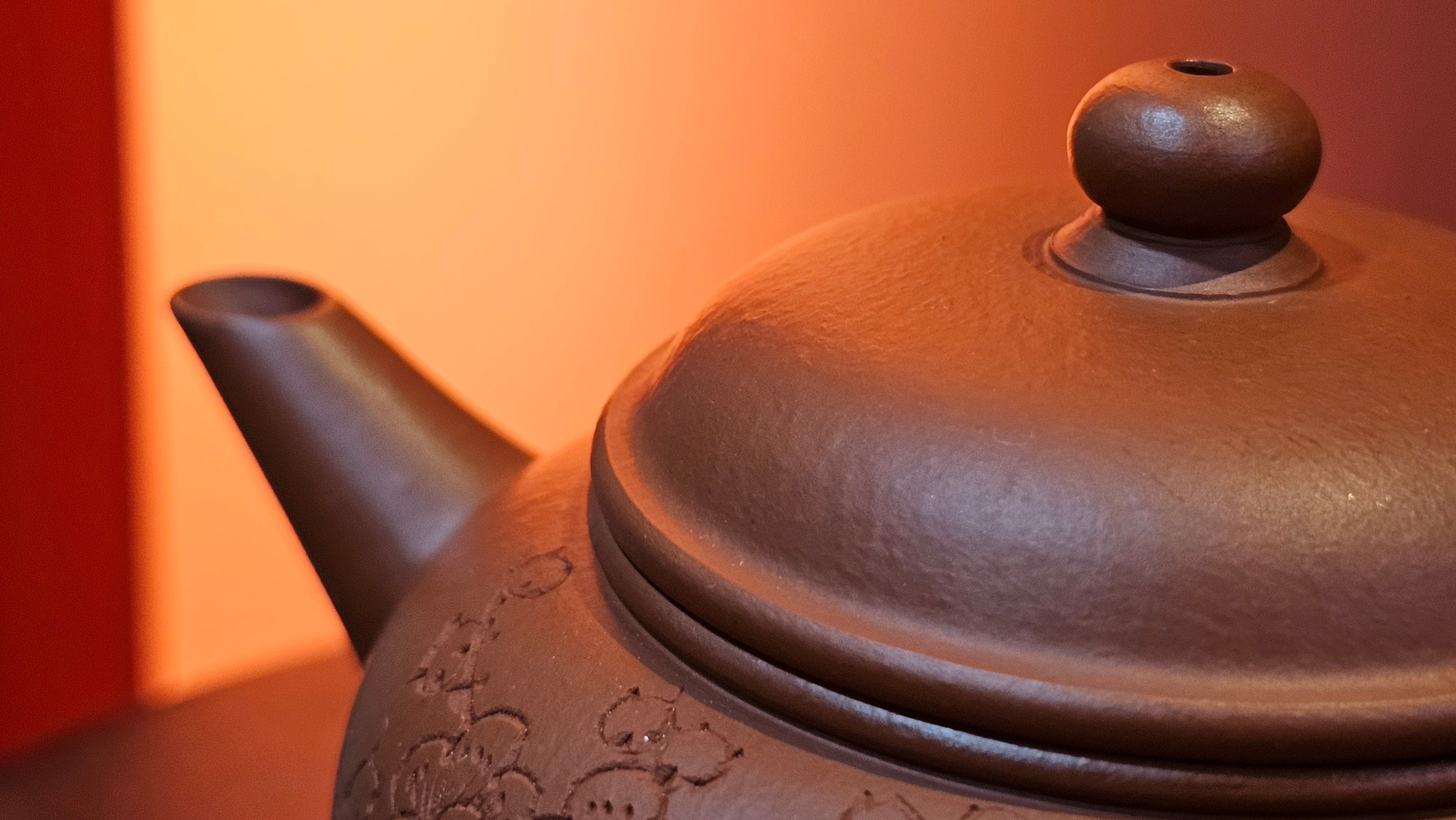 Shui Ping 水平, 152.3ml, Xiao Mei Yao Zhu Ni 小煤窑朱泥, by our Craftsman Chen Yue Fei 陈跃飞, Plum Blossoms Engraving by Craftsman Yi De Shu 一德书 ~ Congratulations to Ms A.J.! 1401hrs 18th Nov 2025, Esko! MN!