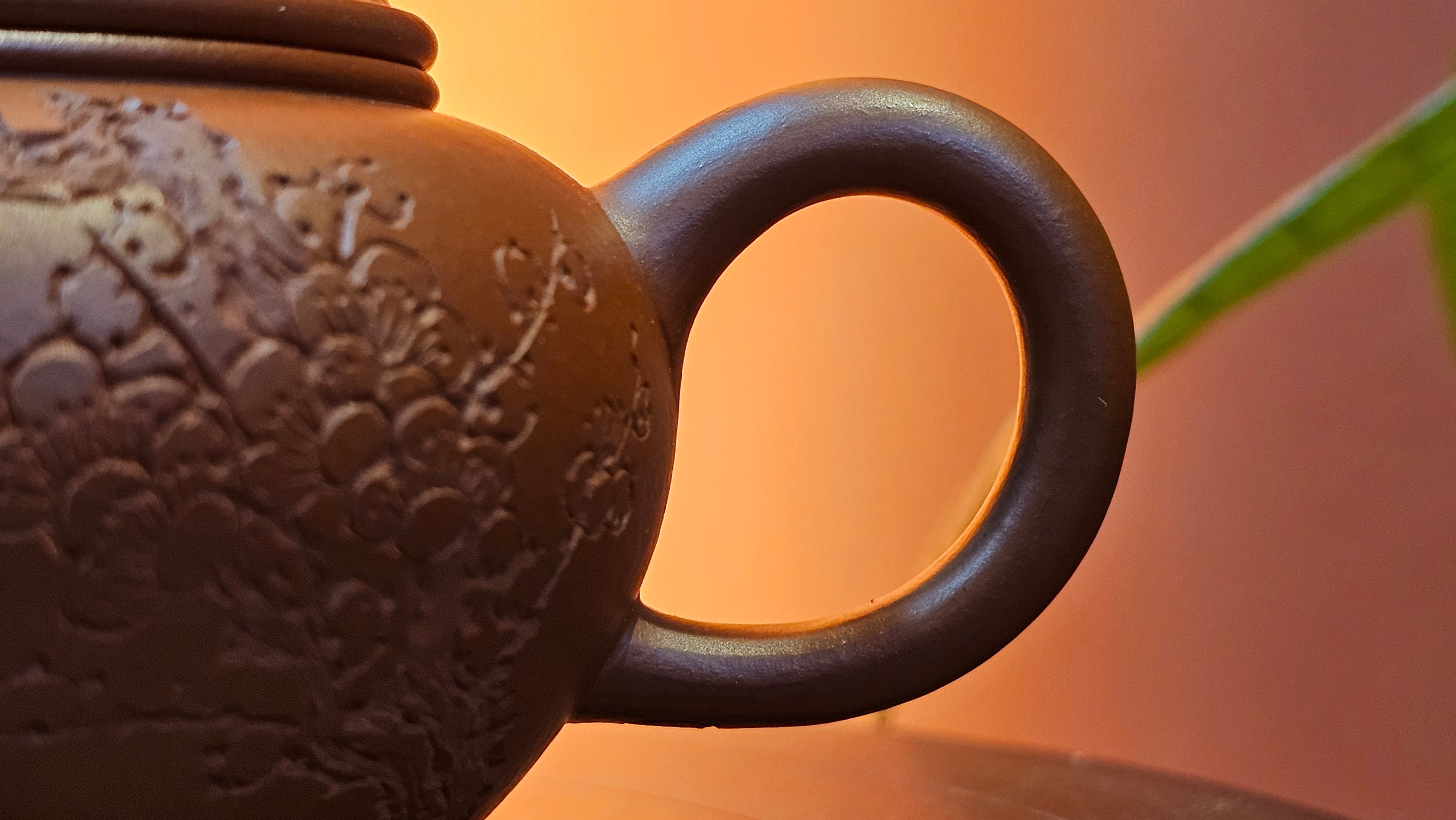 Shui Ping 水平, 152.3ml, Xiao Mei Yao Zhu Ni 小煤窑朱泥, by our Craftsman Chen Yue Fei 陈跃飞, Plum Blossoms Engraving by Craftsman Yi De Shu 一德书 ~ Congratulations to Ms A.J.! 1401hrs 18th Nov 2025, Esko! MN!