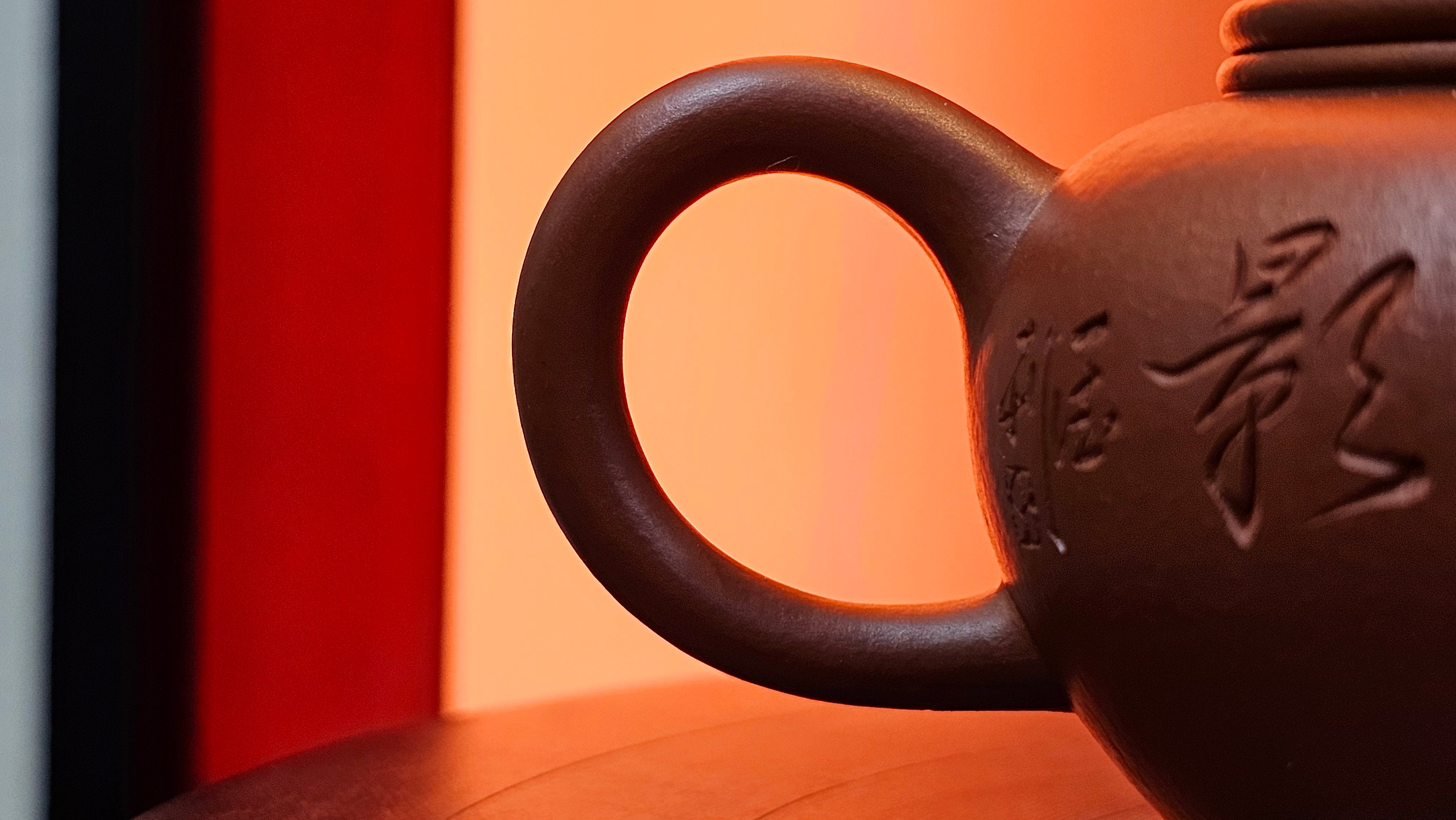 Shui Ping 水平, 152.3ml, Xiao Mei Yao Zhu Ni 小煤窑朱泥, by our Craftsman Chen Yue Fei 陈跃飞, Plum Blossoms Engraving by Craftsman Yi De Shu 一德书 ~ Congratulations to Ms A.J.! 1401hrs 18th Nov 2025, Esko! MN!