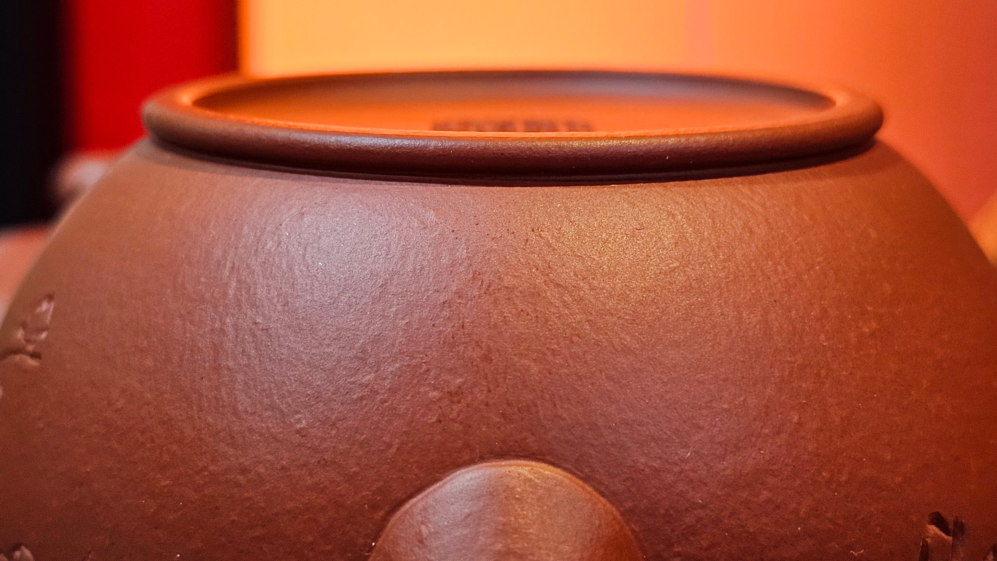 Shui Ping 水平, 152.3ml, Xiao Mei Yao Zhu Ni 小煤窑朱泥, by our Craftsman Chen Yue Fei 陈跃飞, Plum Blossoms Engraving by Craftsman Yi De Shu 一德书 ~ Congratulations to Ms A.J.! 1401hrs 18th Nov 2025, Esko! MN!