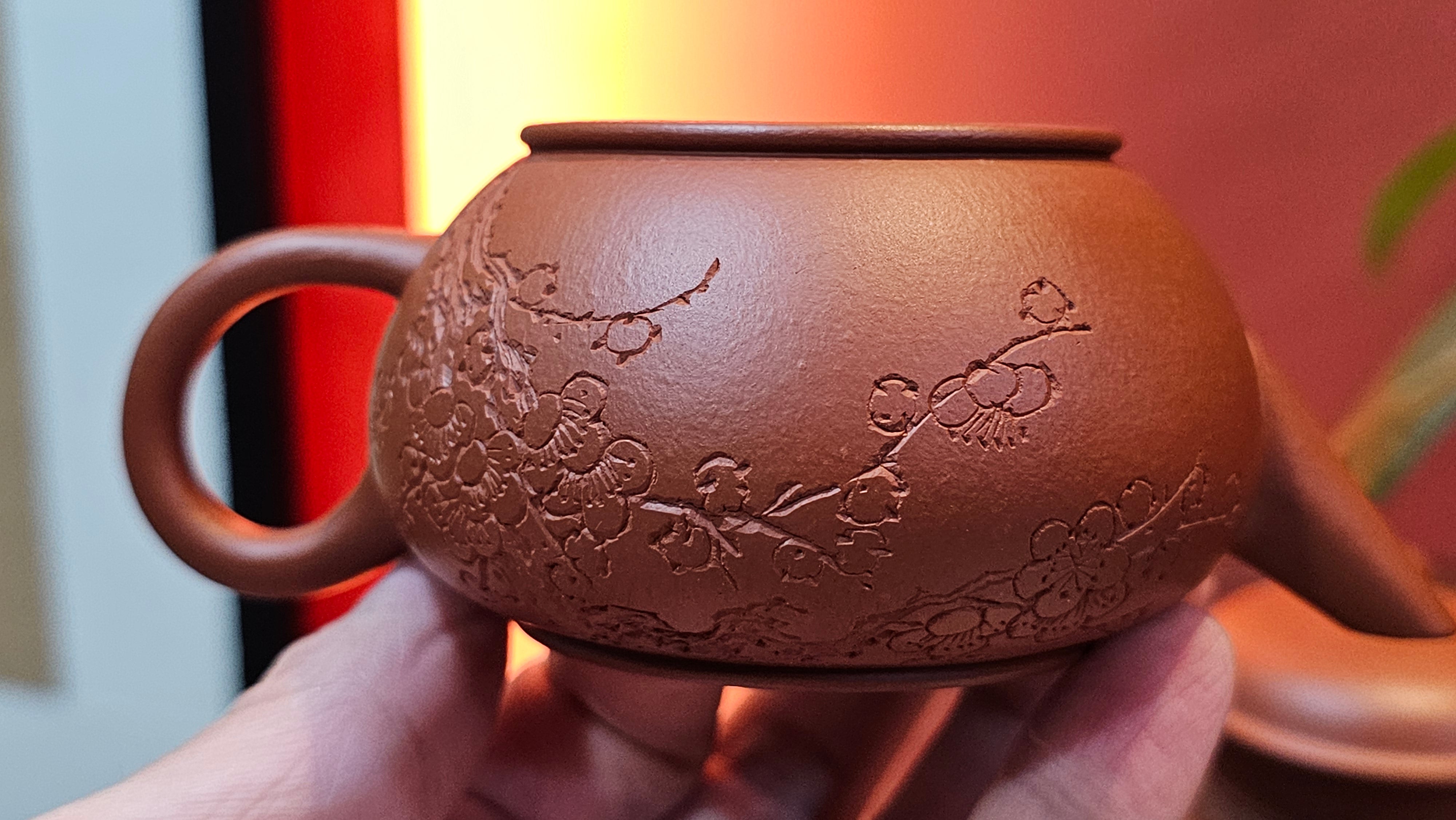 Shui Ping 水平, 152.3ml, Xiao Mei Yao Zhu Ni 小煤窑朱泥, by our Craftsman Chen Yue Fei 陈跃飞, Plum Blossoms Engraving by Craftsman Yi De Shu 一德书 ~ Congratulations to Ms A.J.! 1401hrs 18th Nov 2025, Esko! MN!