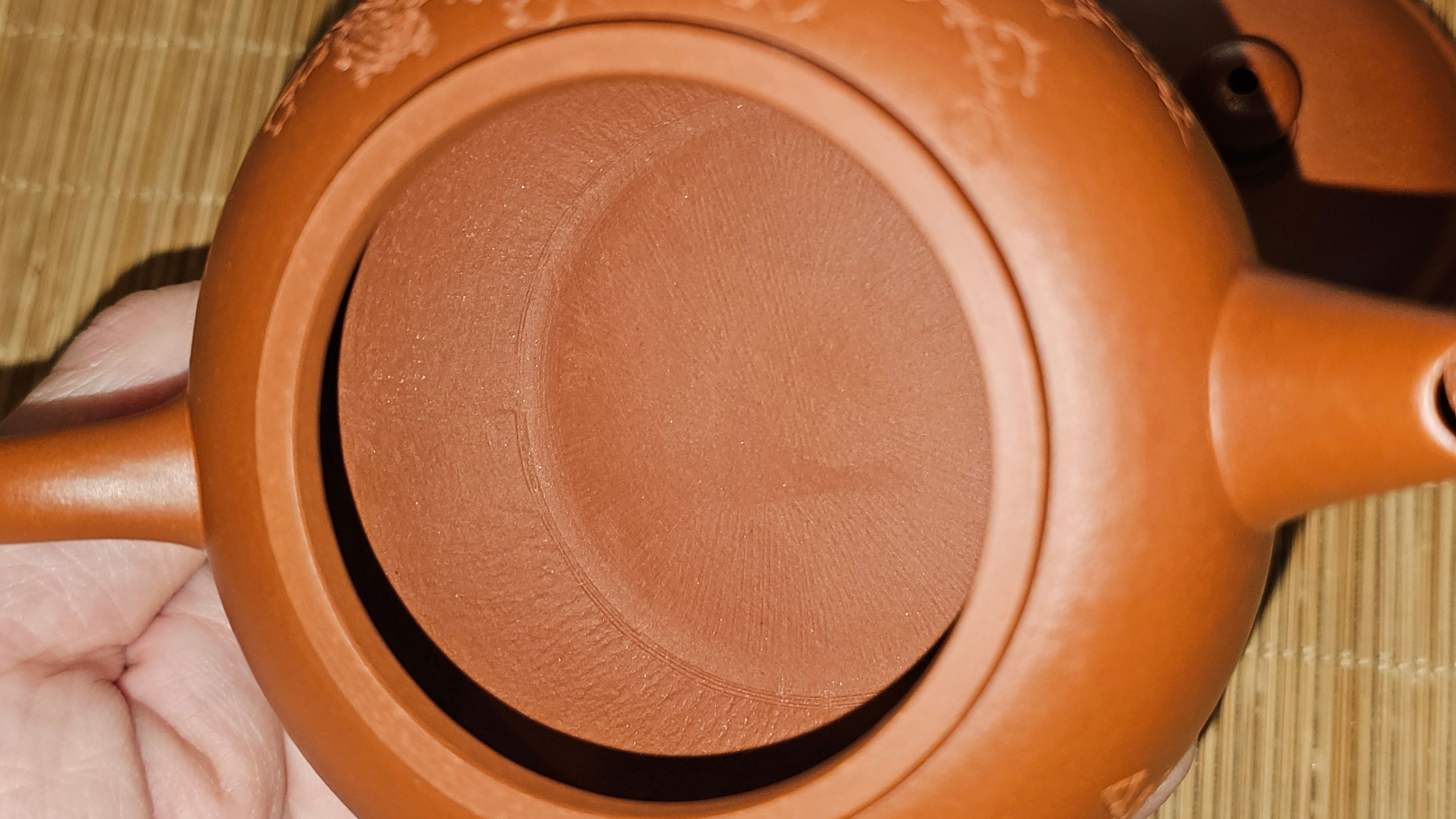 Shui Ping 水平, 152.3ml, Xiao Mei Yao Zhu Ni 小煤窑朱泥, by our Craftsman Chen Yue Fei 陈跃飞, Plum Blossoms Engraving by Craftsman Yi De Shu 一德书 ~ Congratulations to Ms A.J.! 1401hrs 18th Nov 2025, Esko! MN!